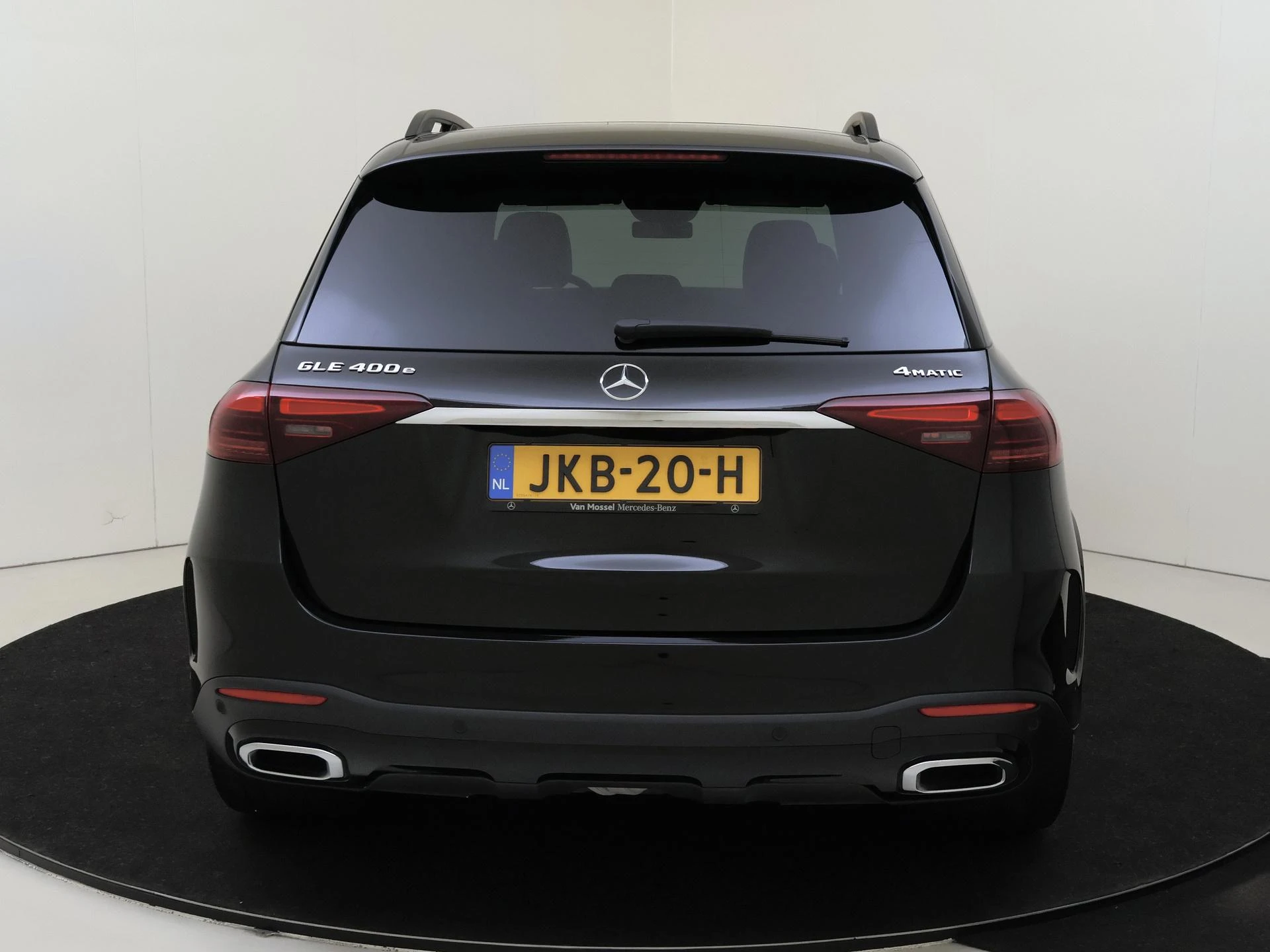 Mercedes-Benz-GLE-image-7