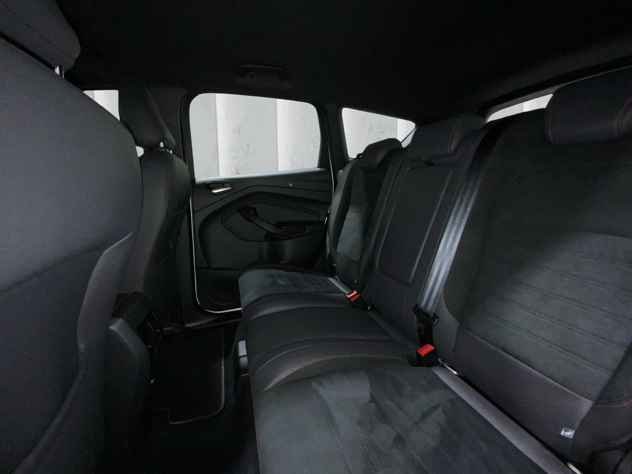 Ford Kuga 1.5 EcoBoost ST-Line 4x2 | GJR | Winter-Paket