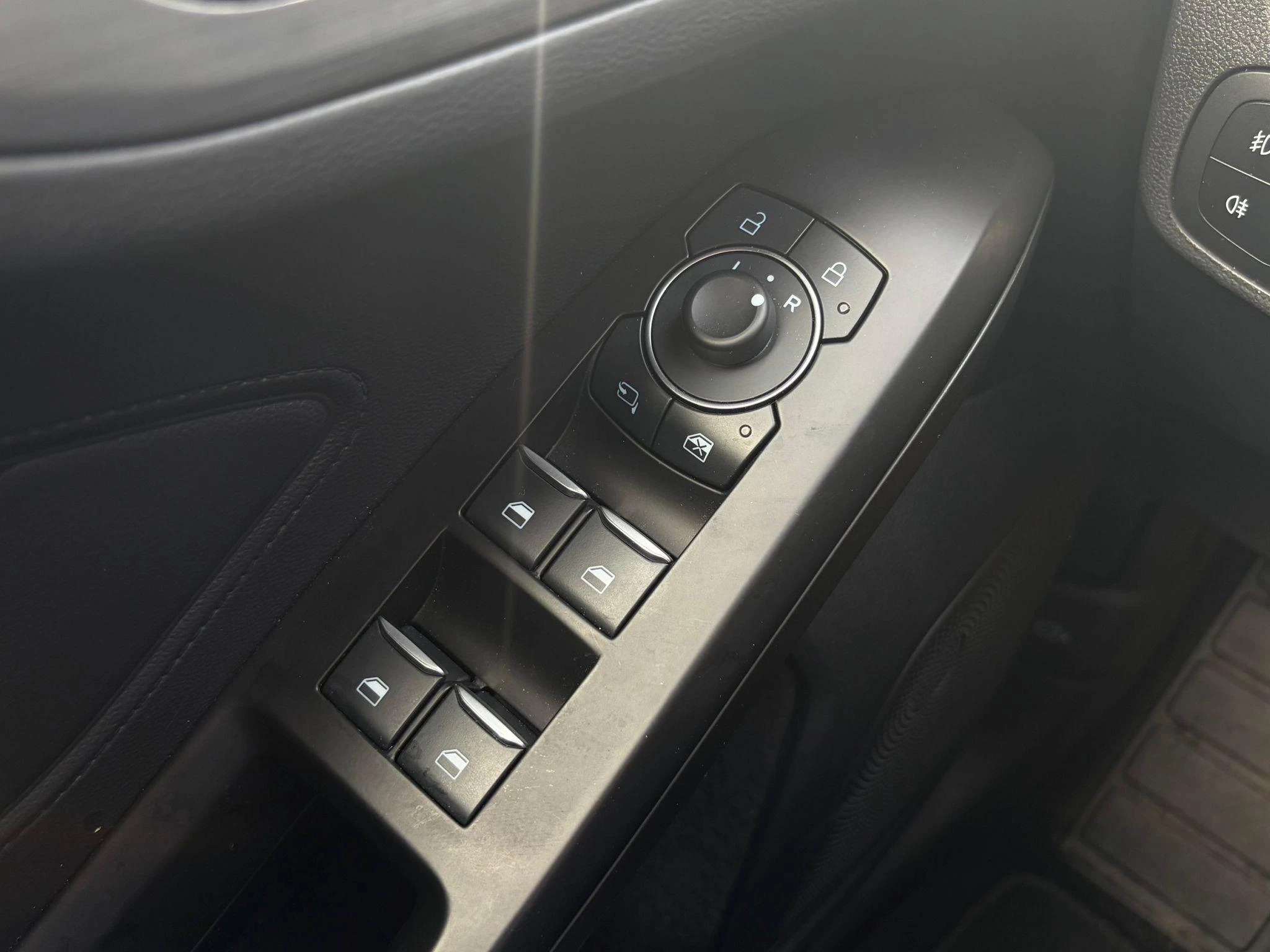 Ford-Focus-image-20