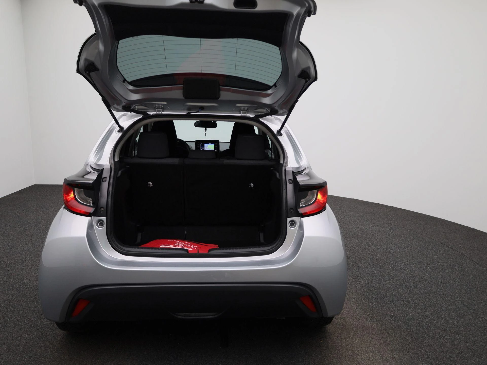 Toyota-Yaris-image-11