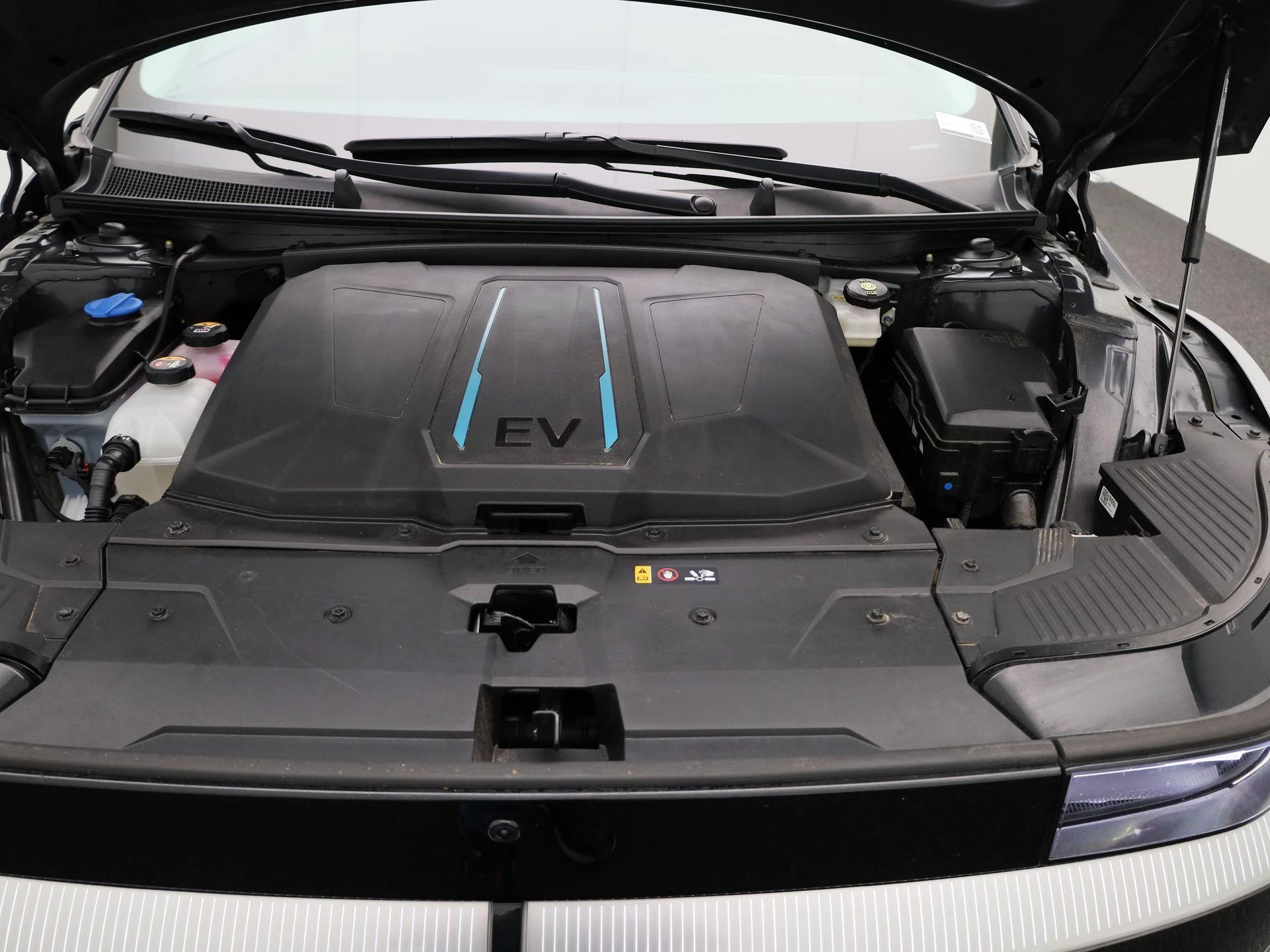 Hyundai-IONIQ 5-image-38