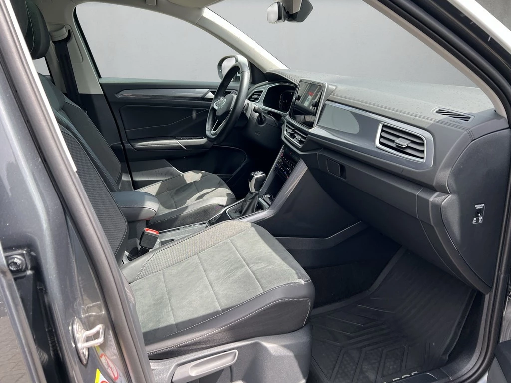 Volkswagen T-Roc 1.5 TSI DSG Style *Kamera*Pano*ACC*