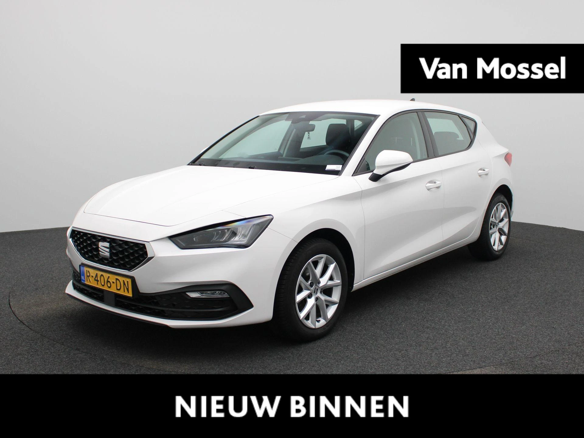 SEAT-Leon-image-0