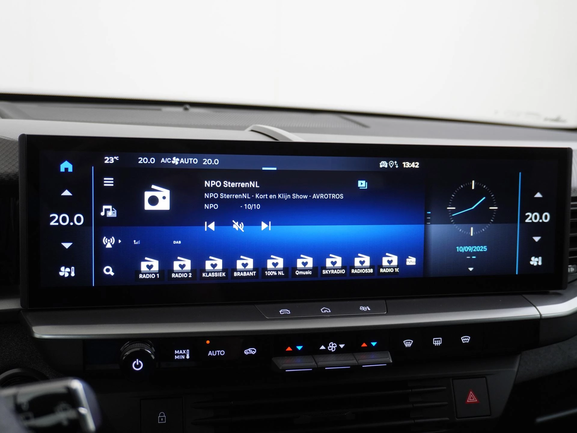 Opel-Grandland-image-27