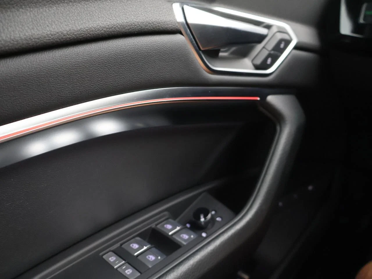 Audi e-tron Sportback Audi e-tron Sportback 2X-S line 55 QUATTRO 408PK *PANODAK*LEDER*CAMERA*PDC*VRTIUAL COCKPIT*ACC*NAVI*APP-CONNECT*...*