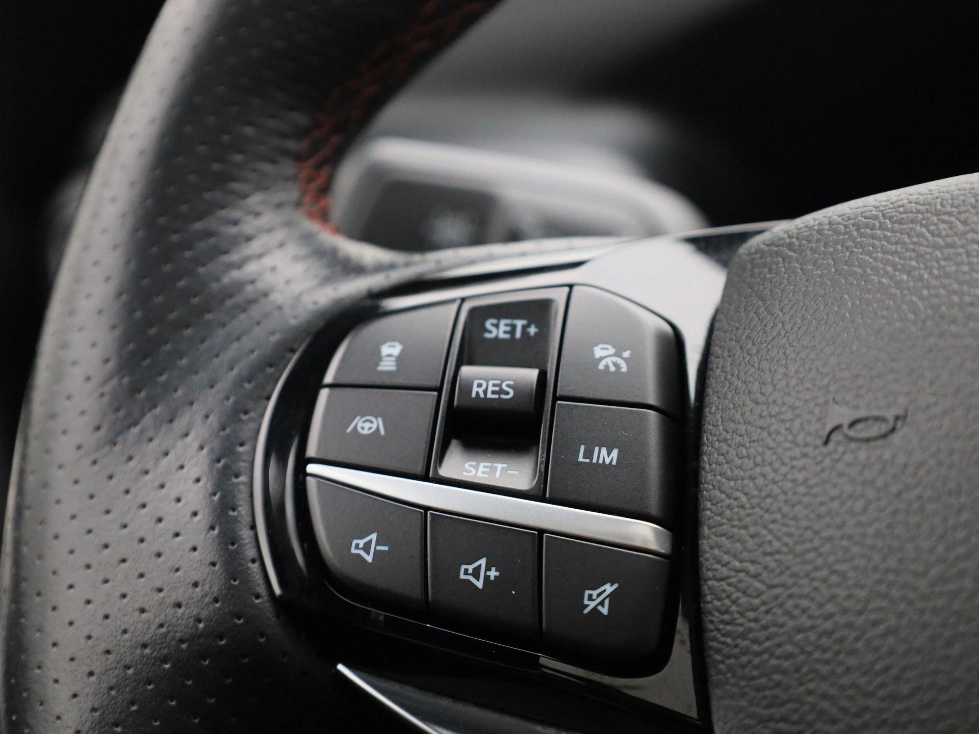 Ford-Explorer-image-22