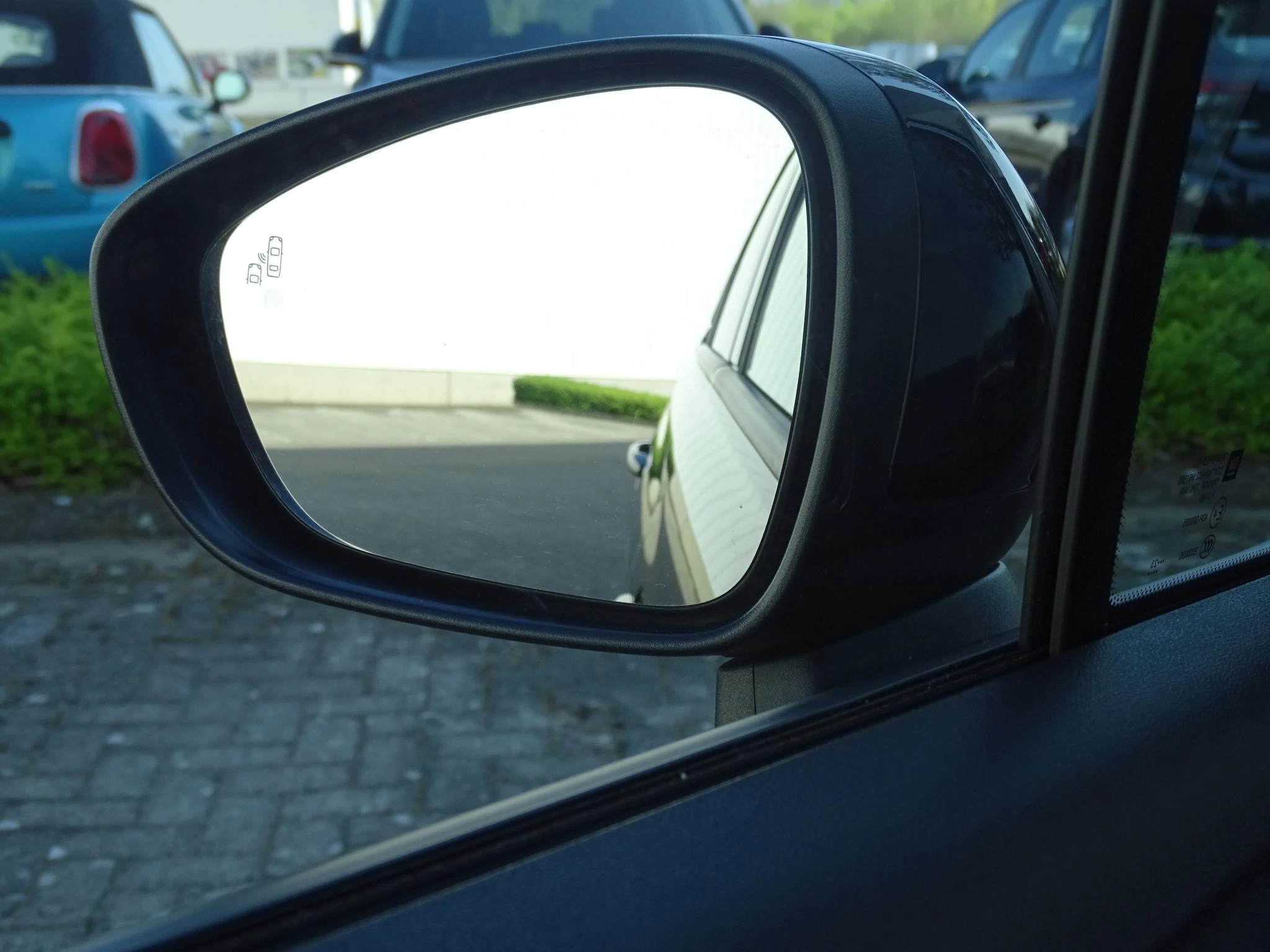 Opel-Crossland-image-16