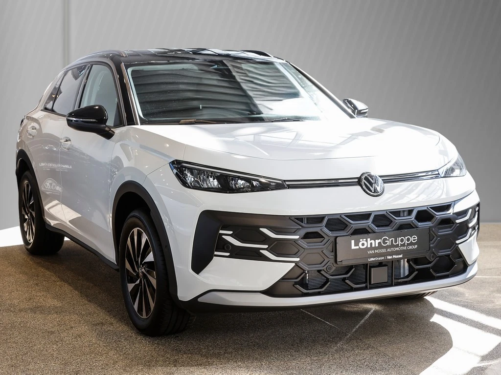 Volkswagen-T-Roc-image-2
