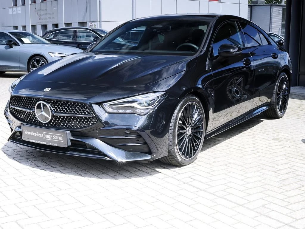 Mercedes-Benz-CLA 200 d-image-7