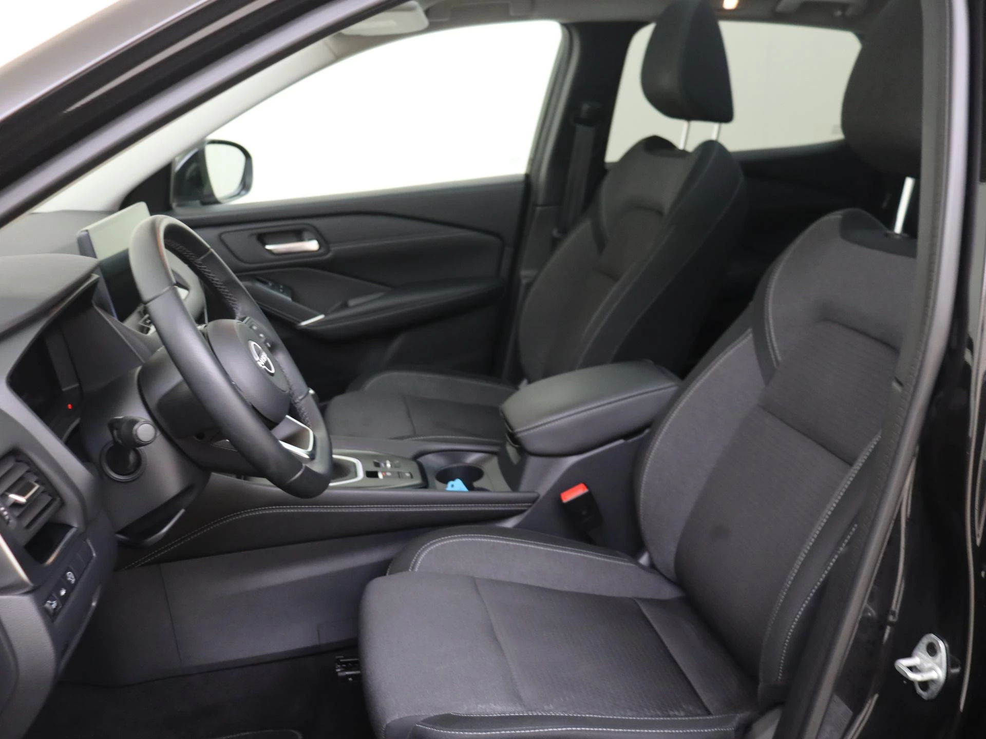 Nissan-QASHQAI-image-14