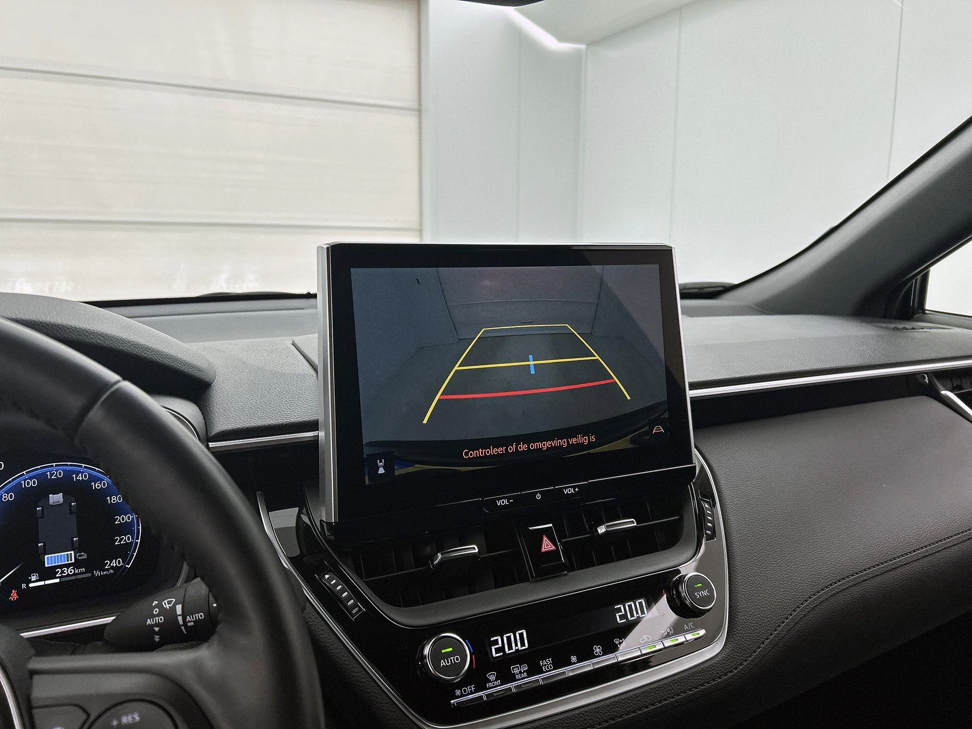 Toyota-Corolla Cross-image-14