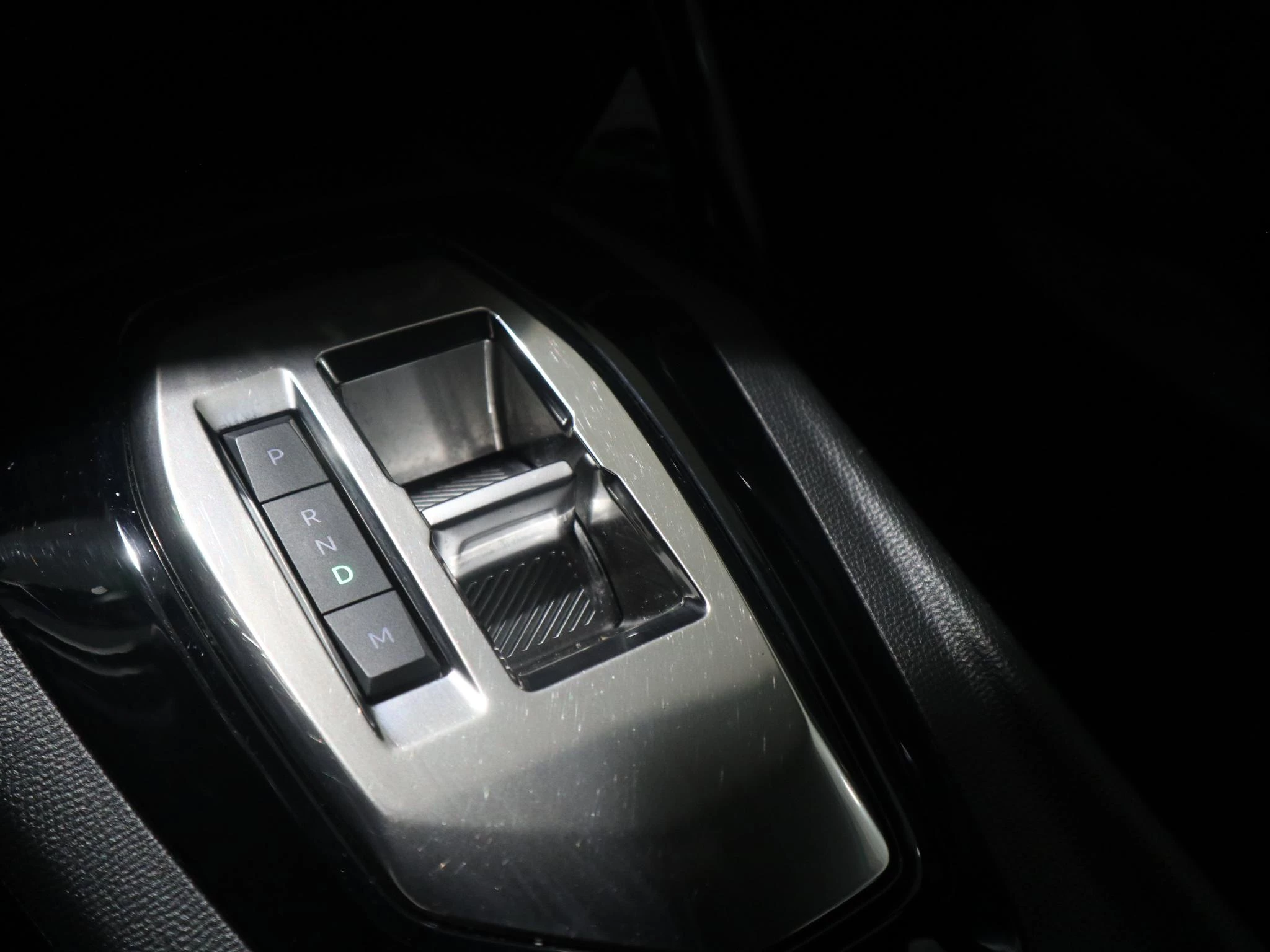 Peugeot-2008-image-12