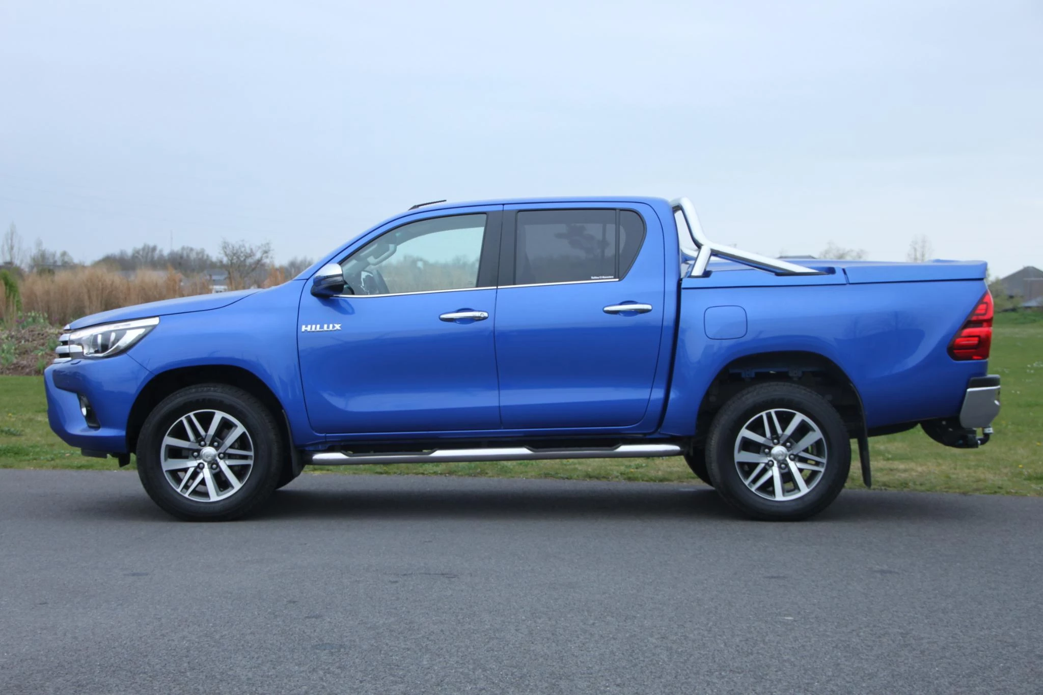 Toyota Hilux 2.4 D-4D Double Cab Aut. Limited