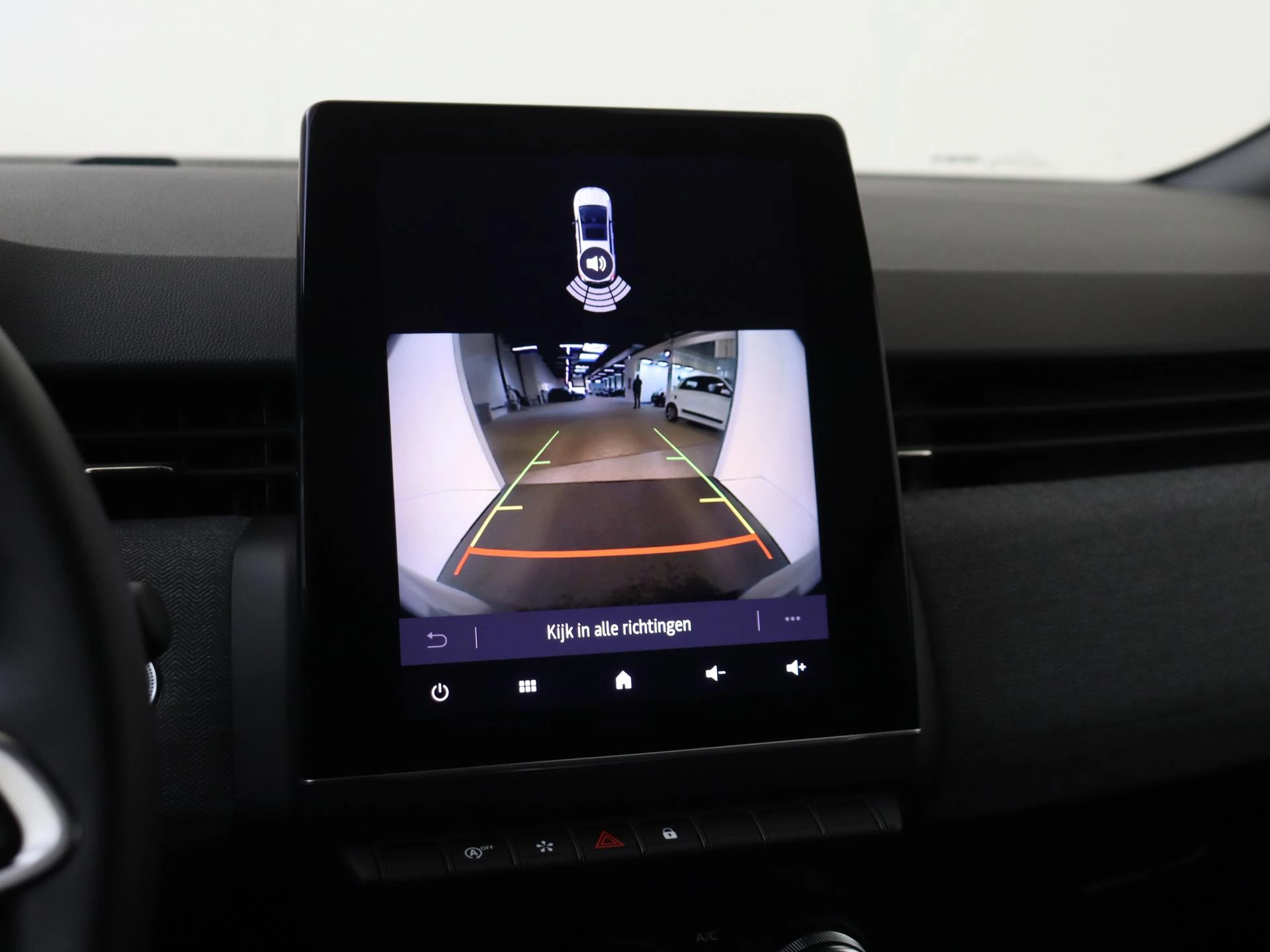 Renault-Clio-image-21