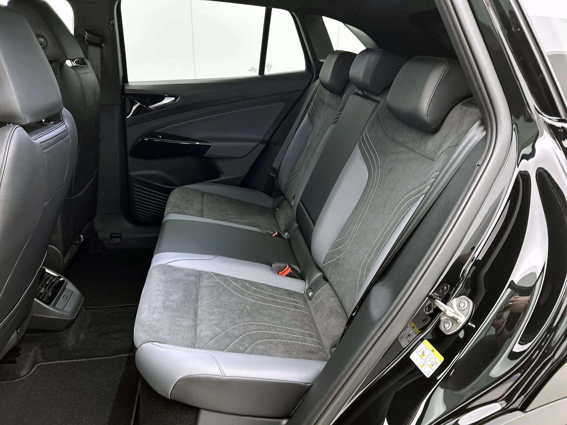 Volkswagen-ID.4-image-11