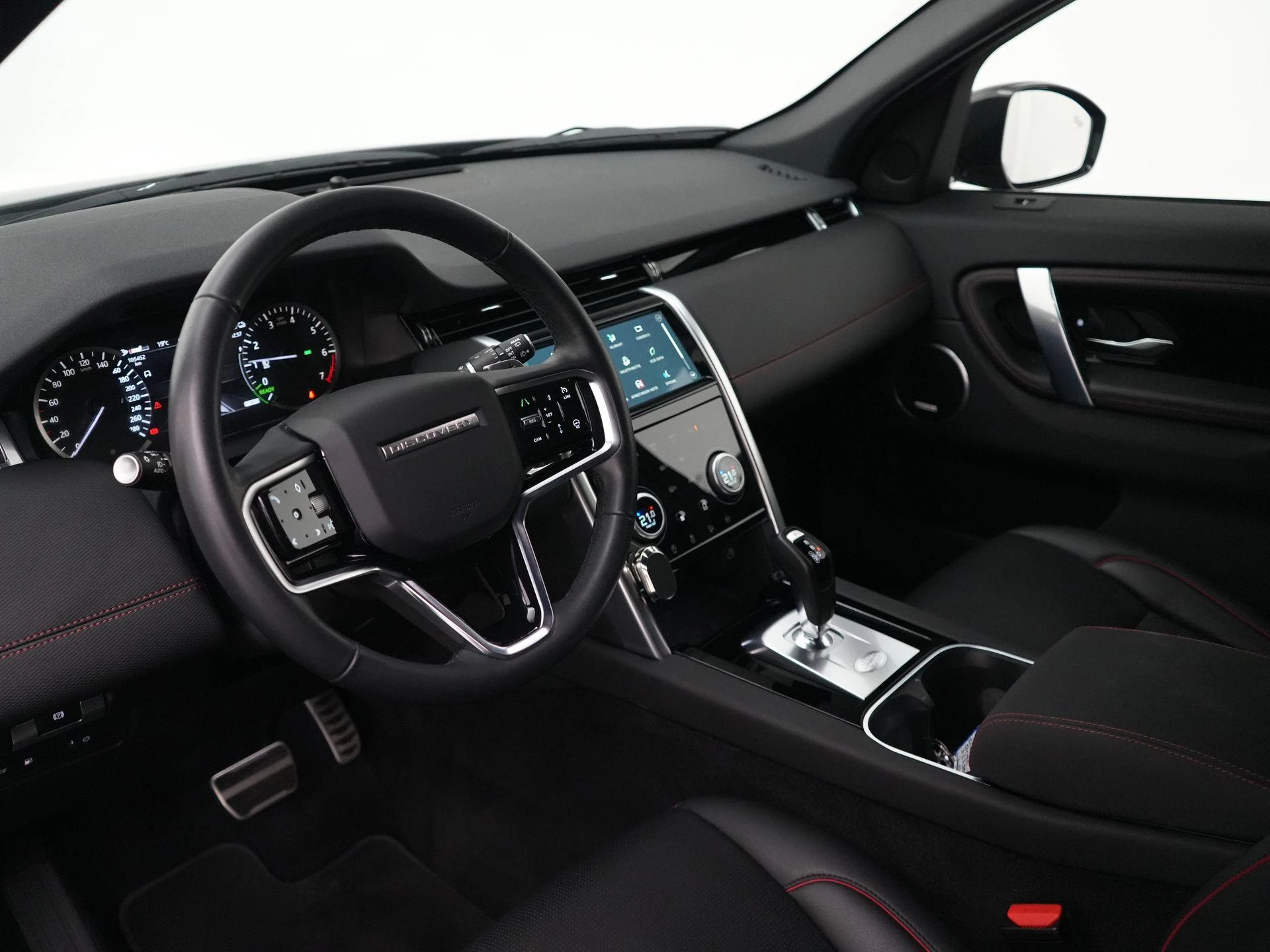 Land Rover-Discovery Sport-image-33