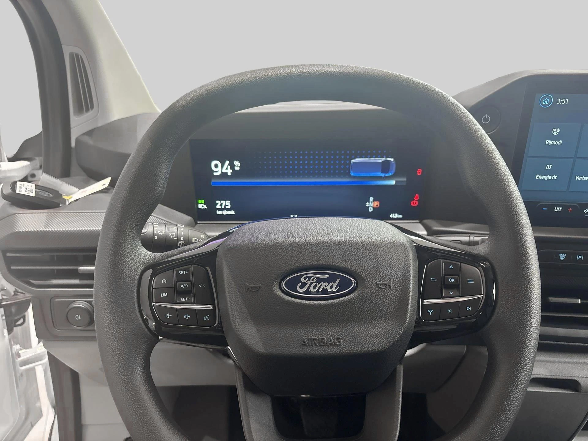 Ford-E-Transit Custom-image-9