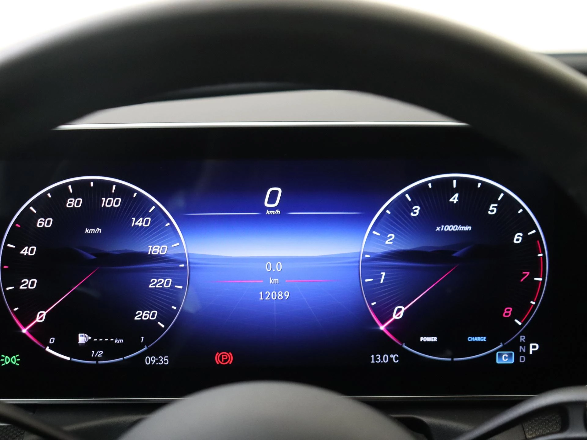 Mercedes-Benz-CLE-image-10