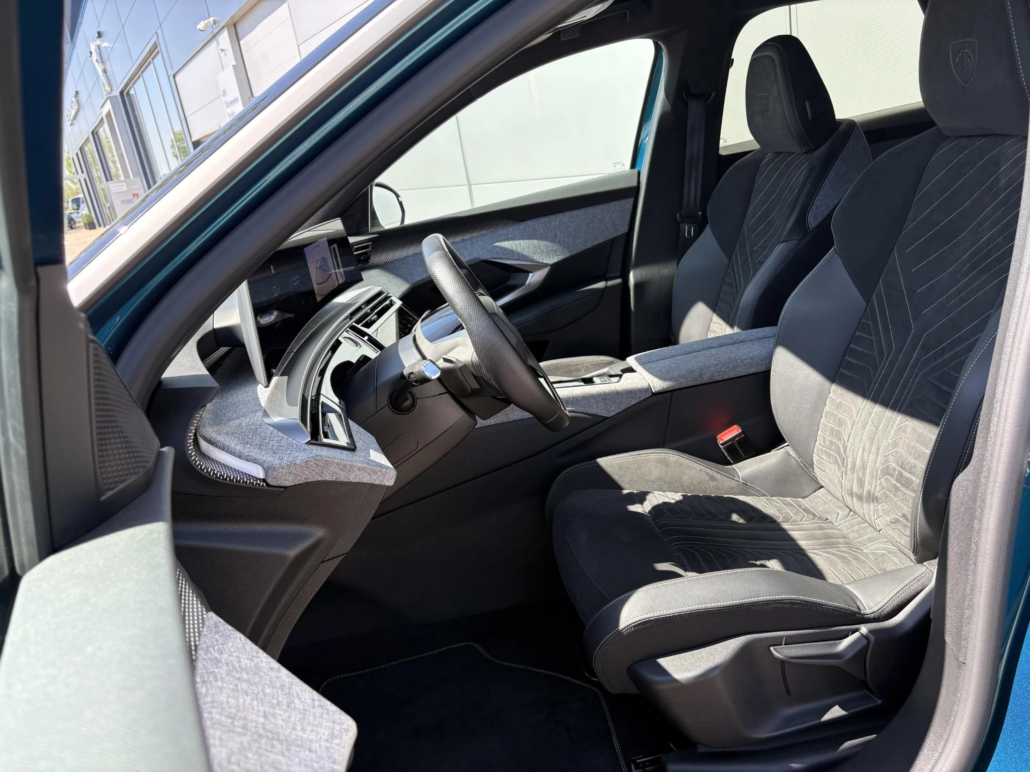 Peugeot-e-3008-image-19