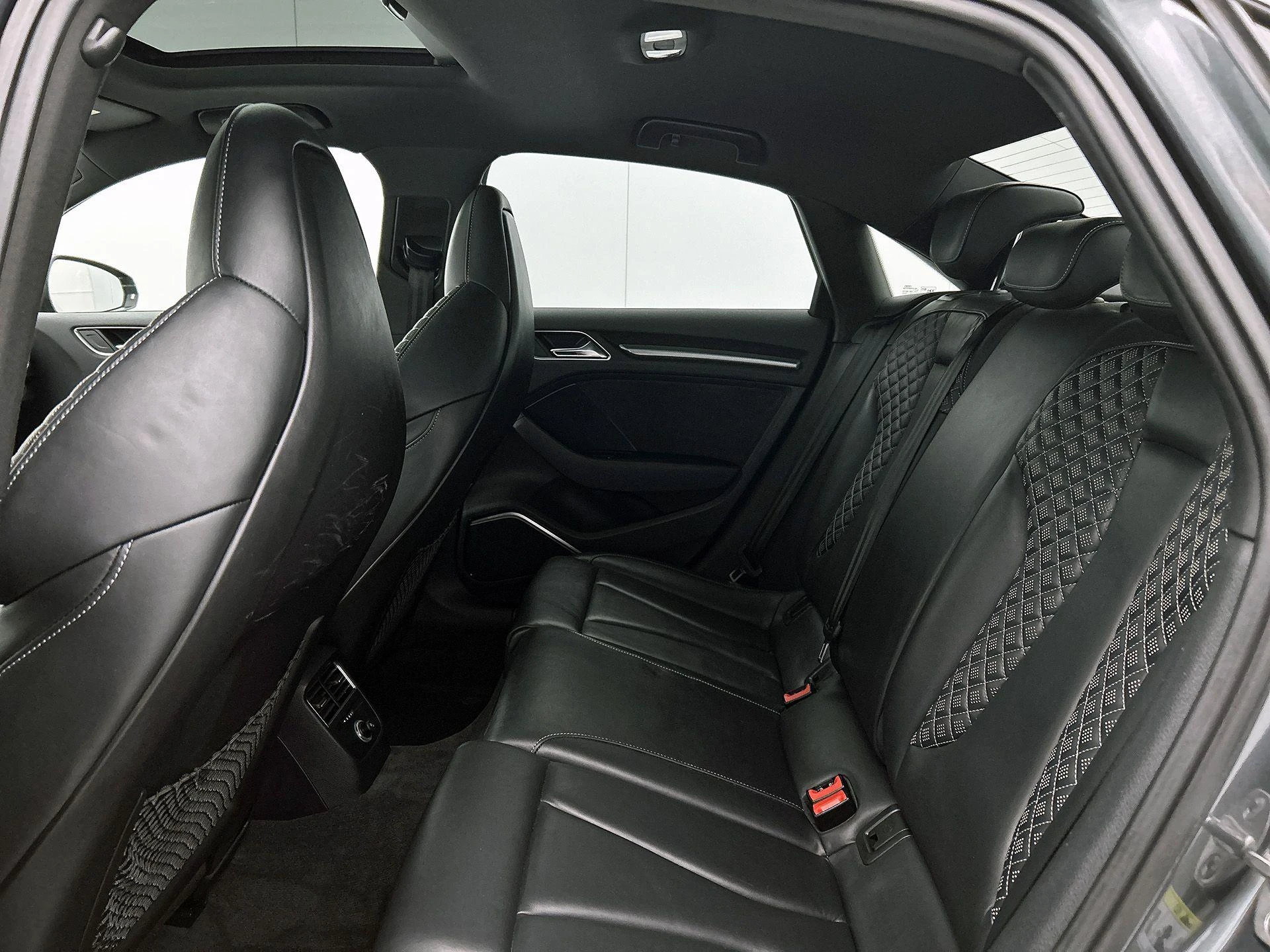 Audi-RS3-image-27