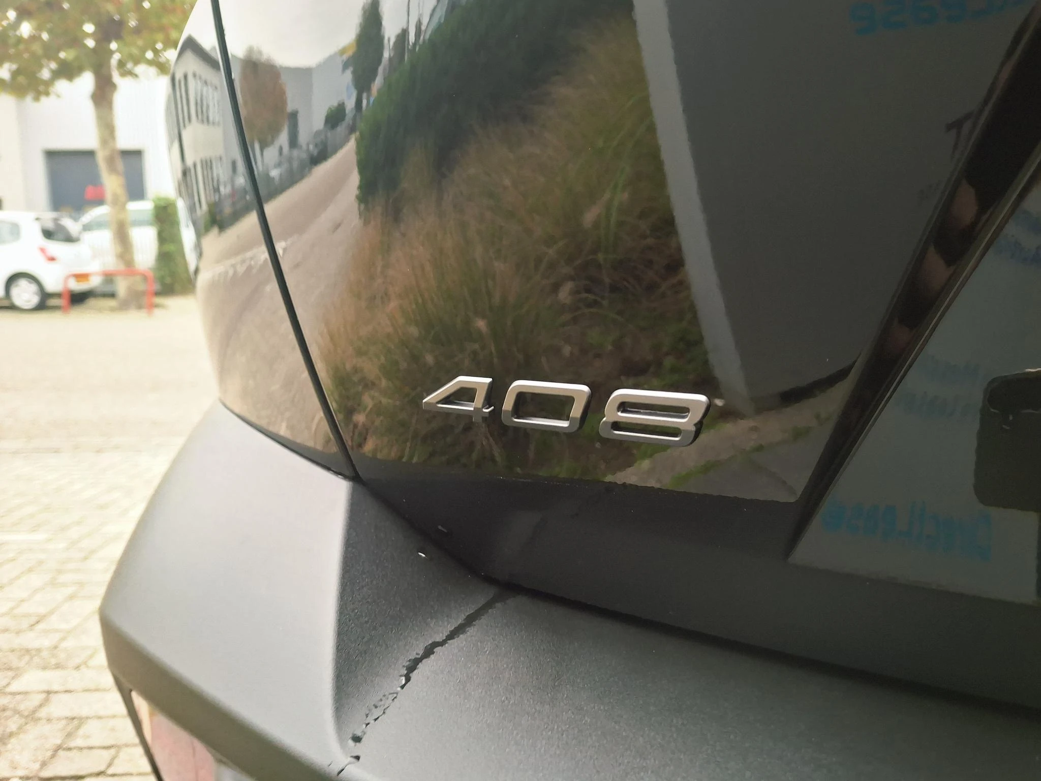 Peugeot-408-image-22