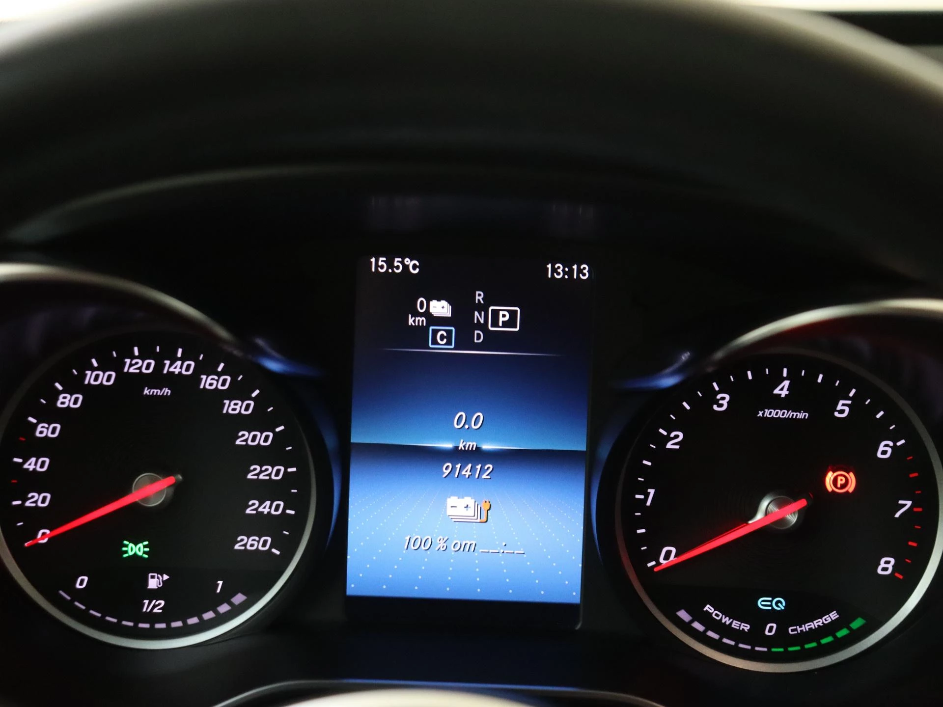 Mercedes-Benz-GLC-image-11