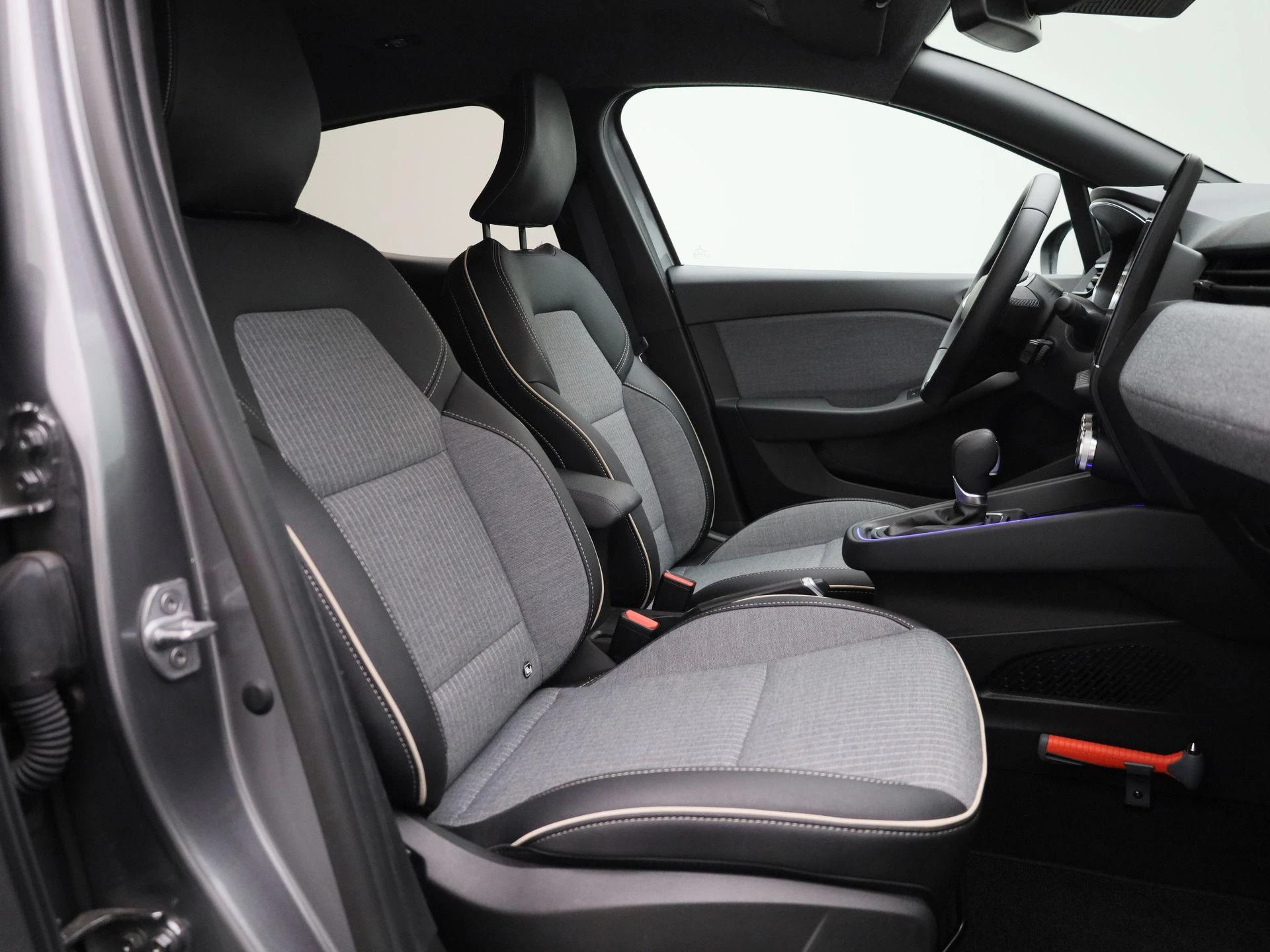 Renault-Clio-image-30