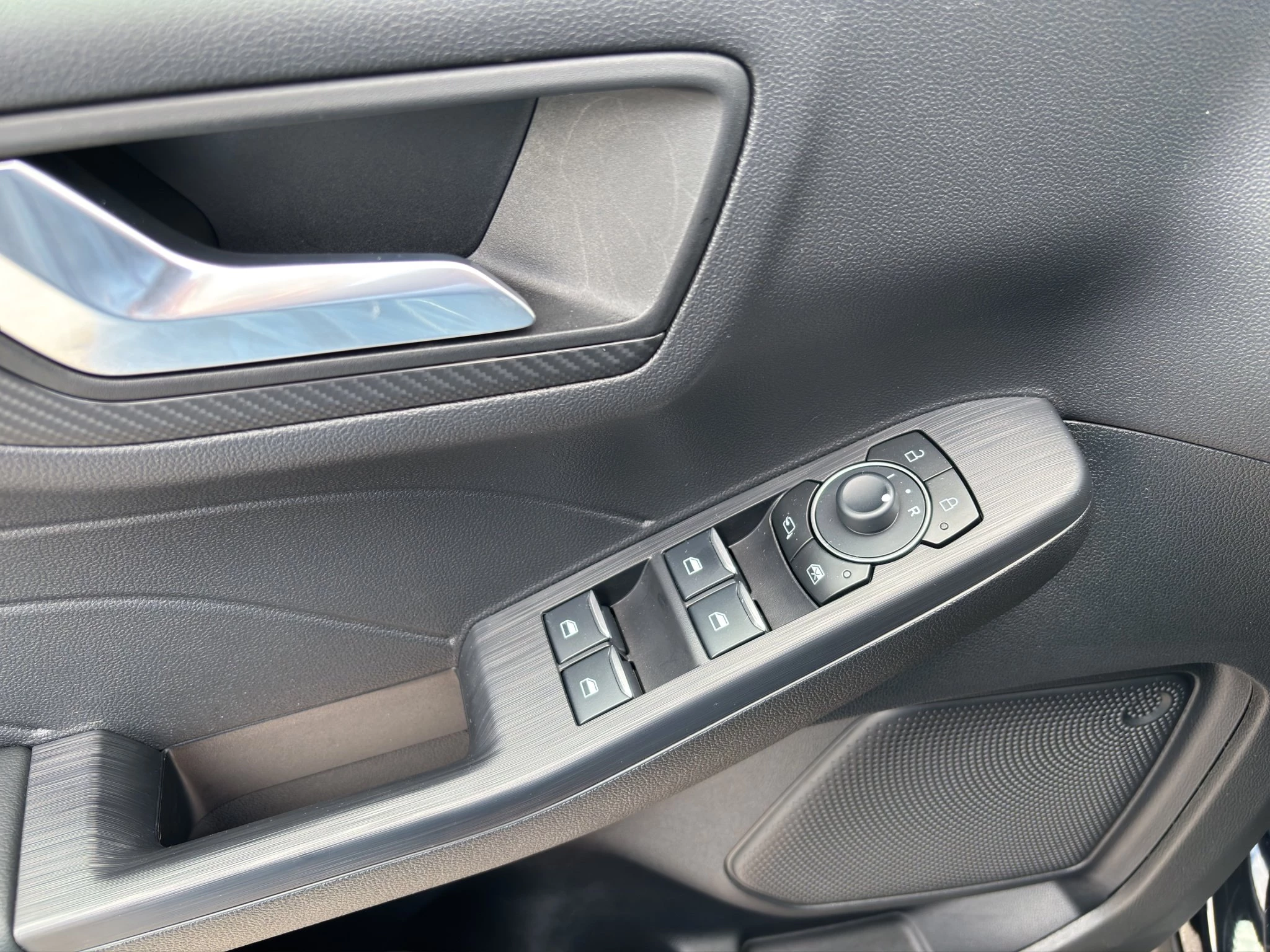 Ford-Kuga-image-16