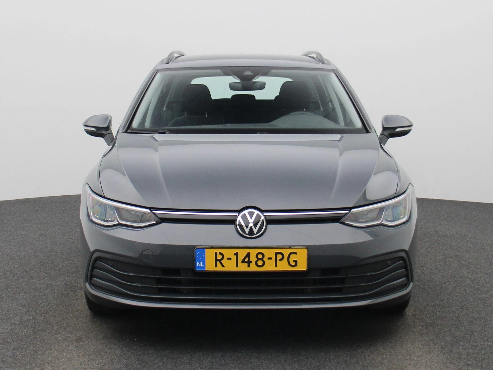 Volkswagen-Golf-image-2