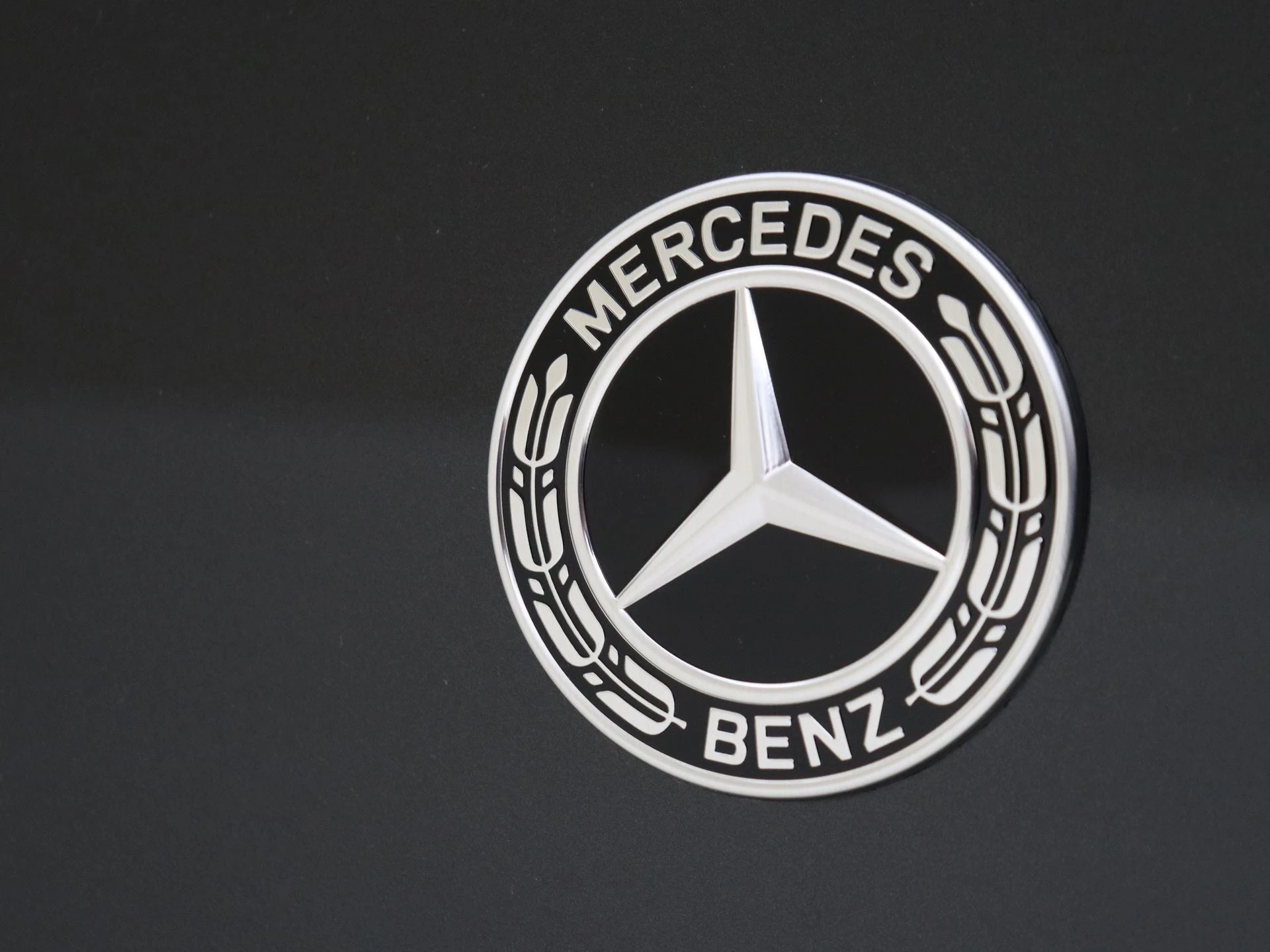 Mercedes-Benz-E-Klasse-image-27