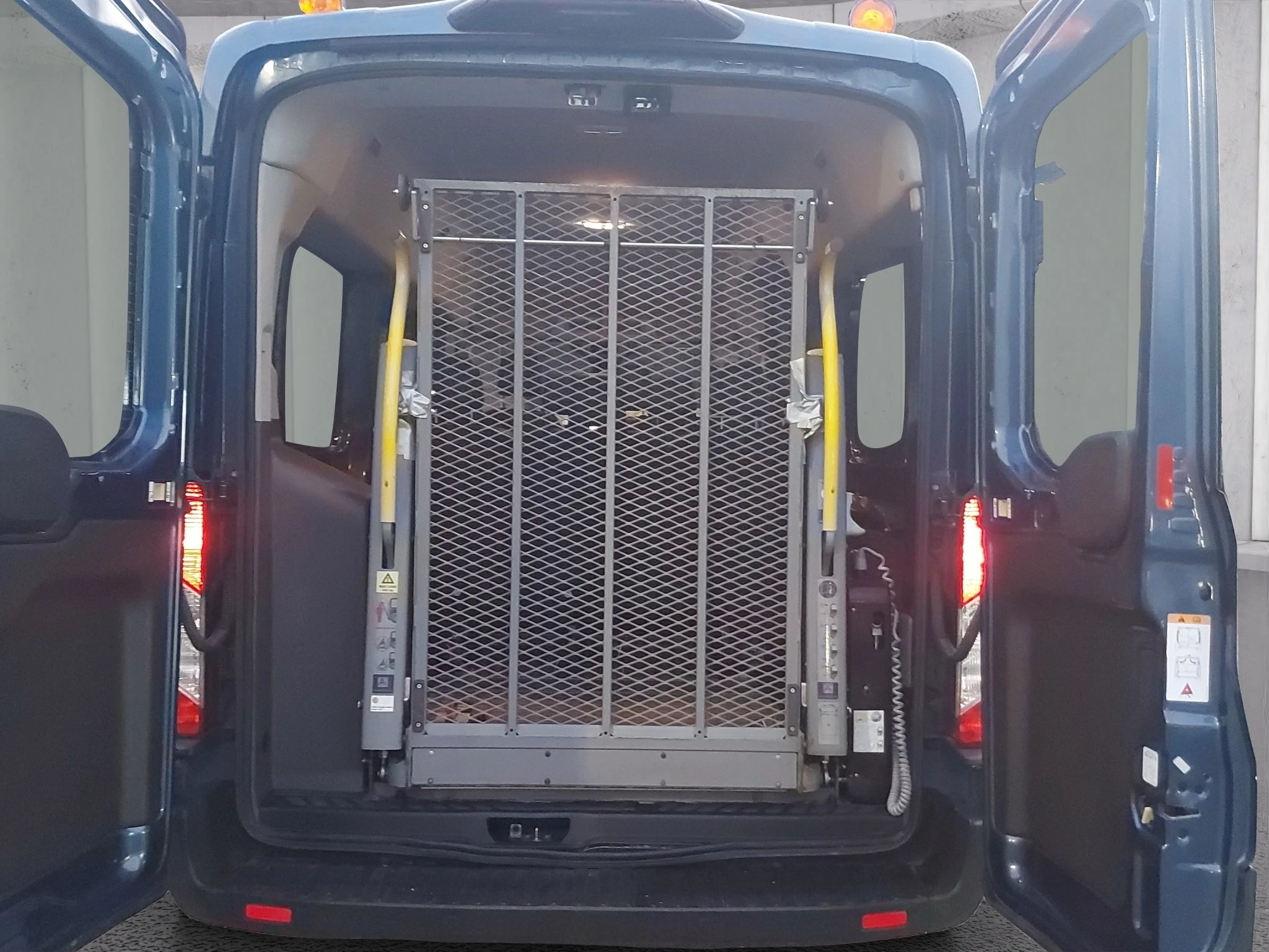 Ford-Transit-image-17