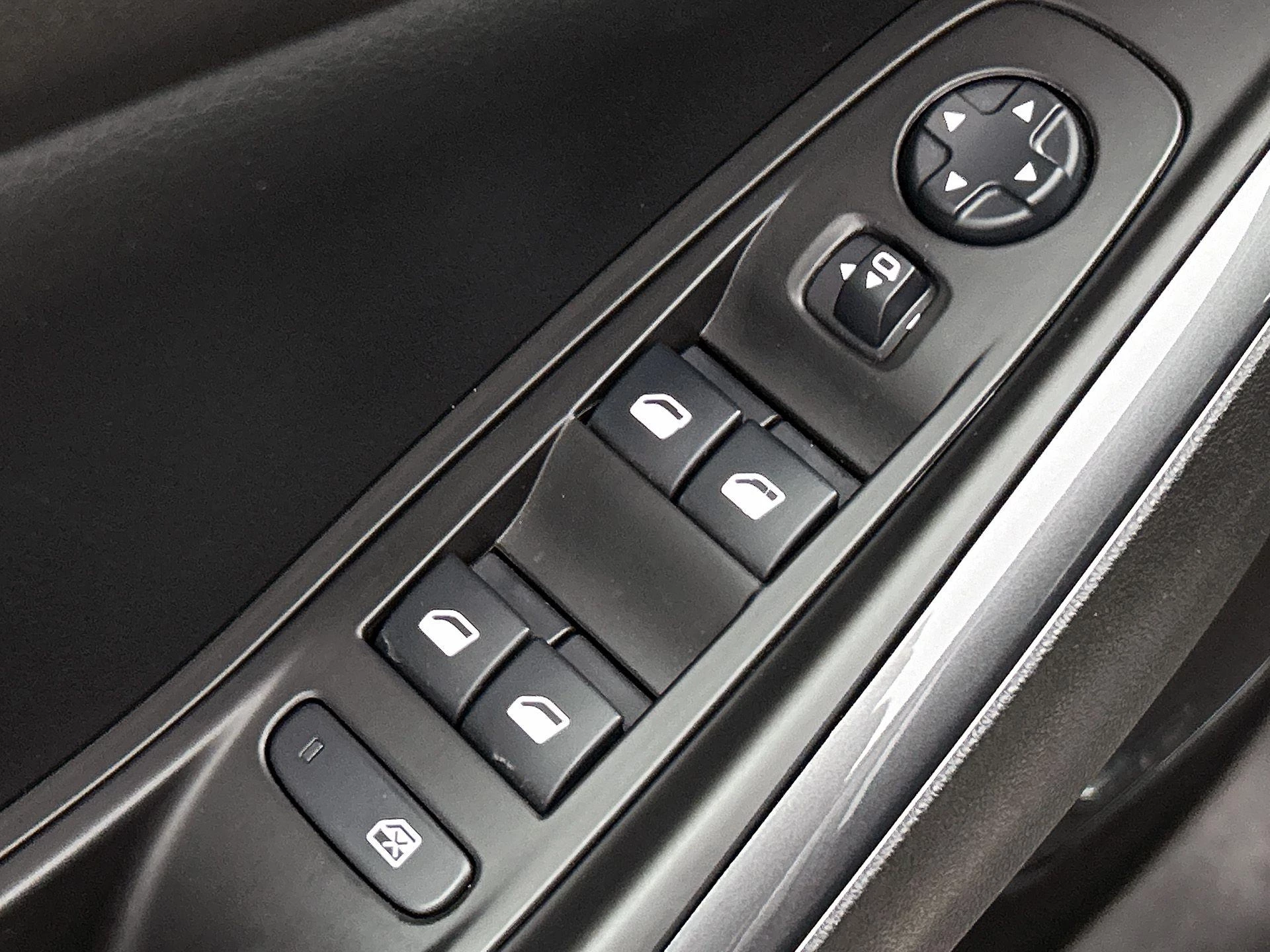 Opel-Grandland X-image-23