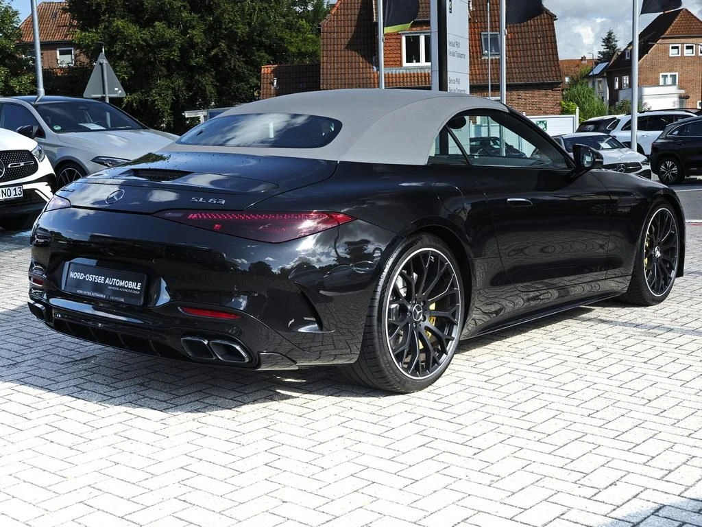 Mercedes-AMG-SL 63 AMG-image-5