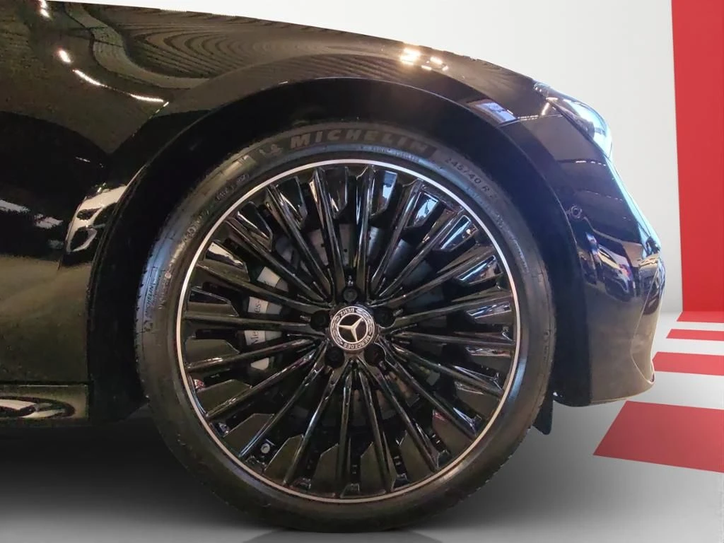Mercedes-Benz-E-Klasse 300 de-image-5