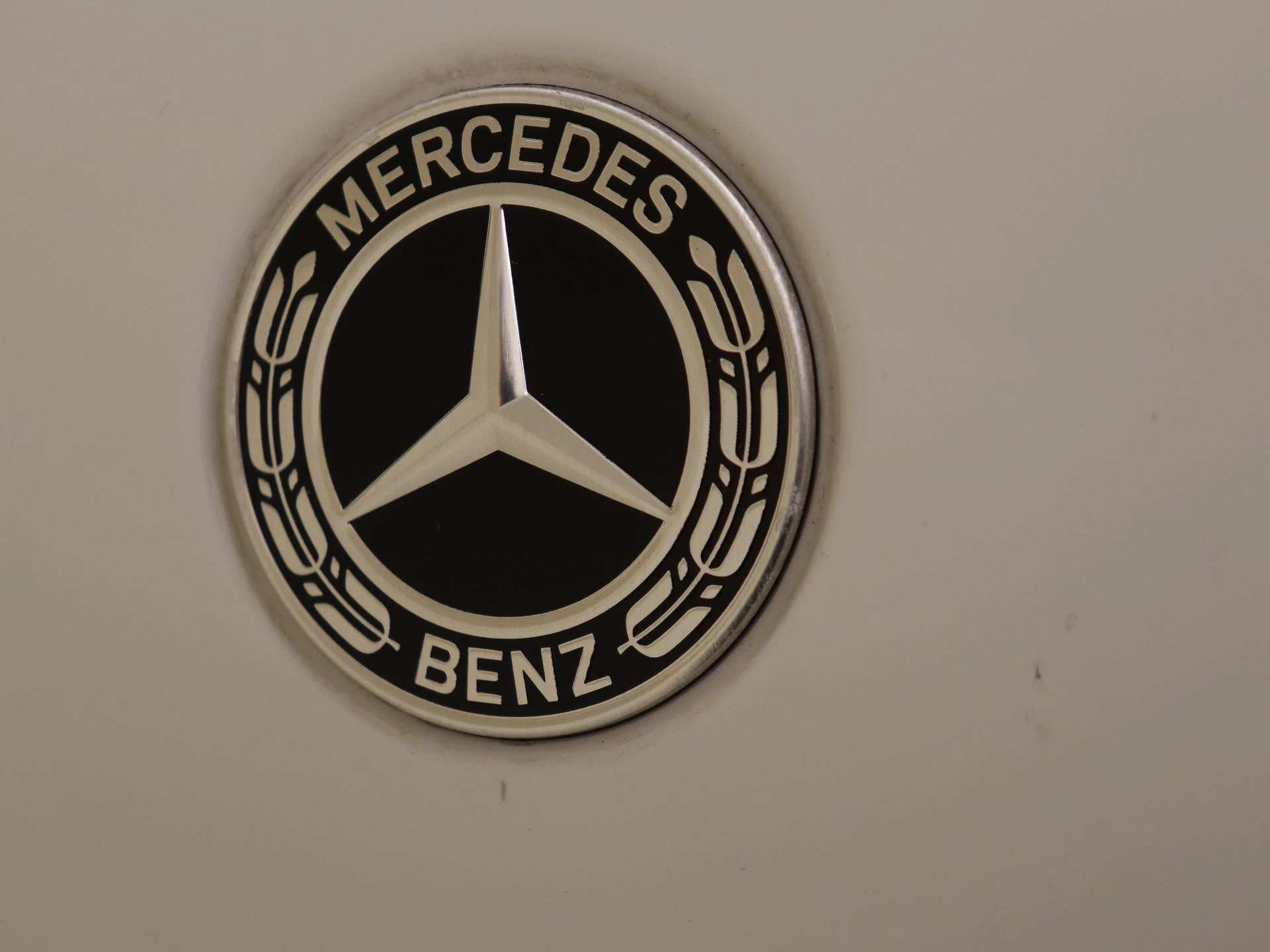 Mercedes-Benz-GLE-image-30