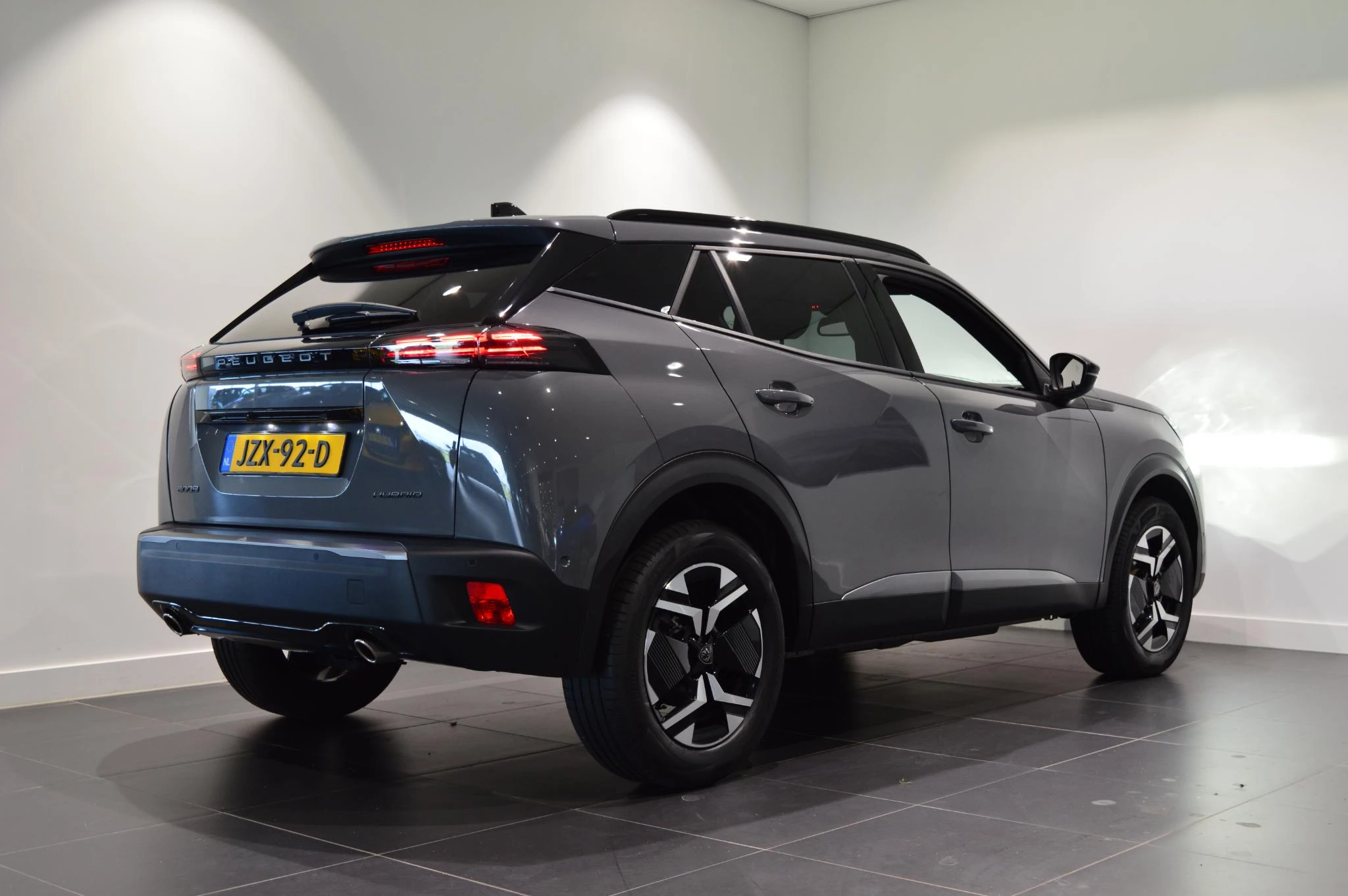 Peugeot-2008-image-16