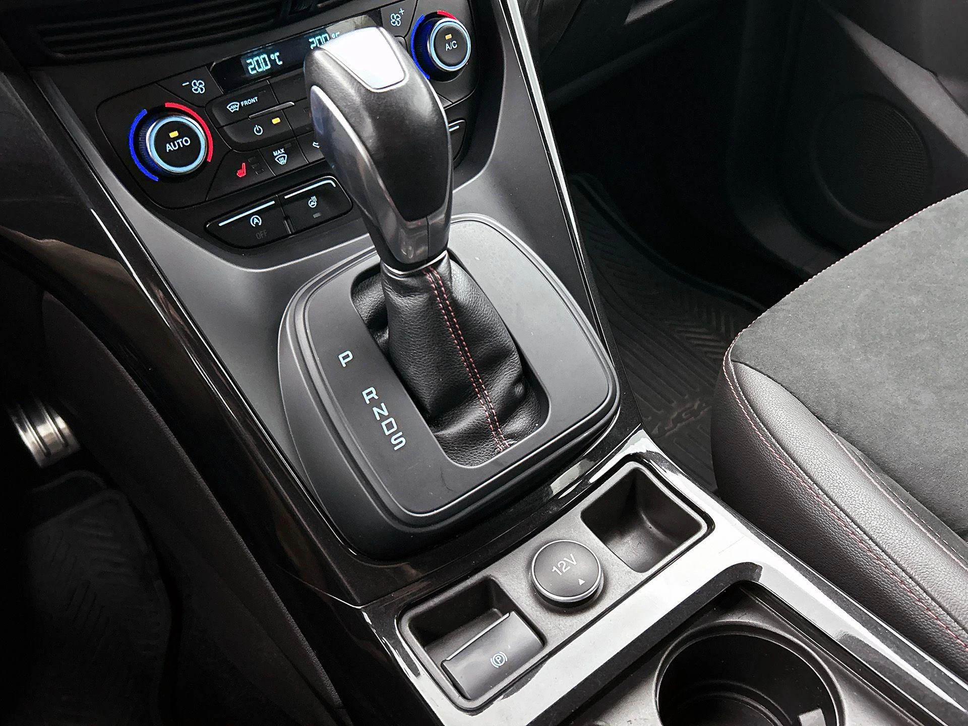 Ford Kuga 1.5 EcoBoost ST Line