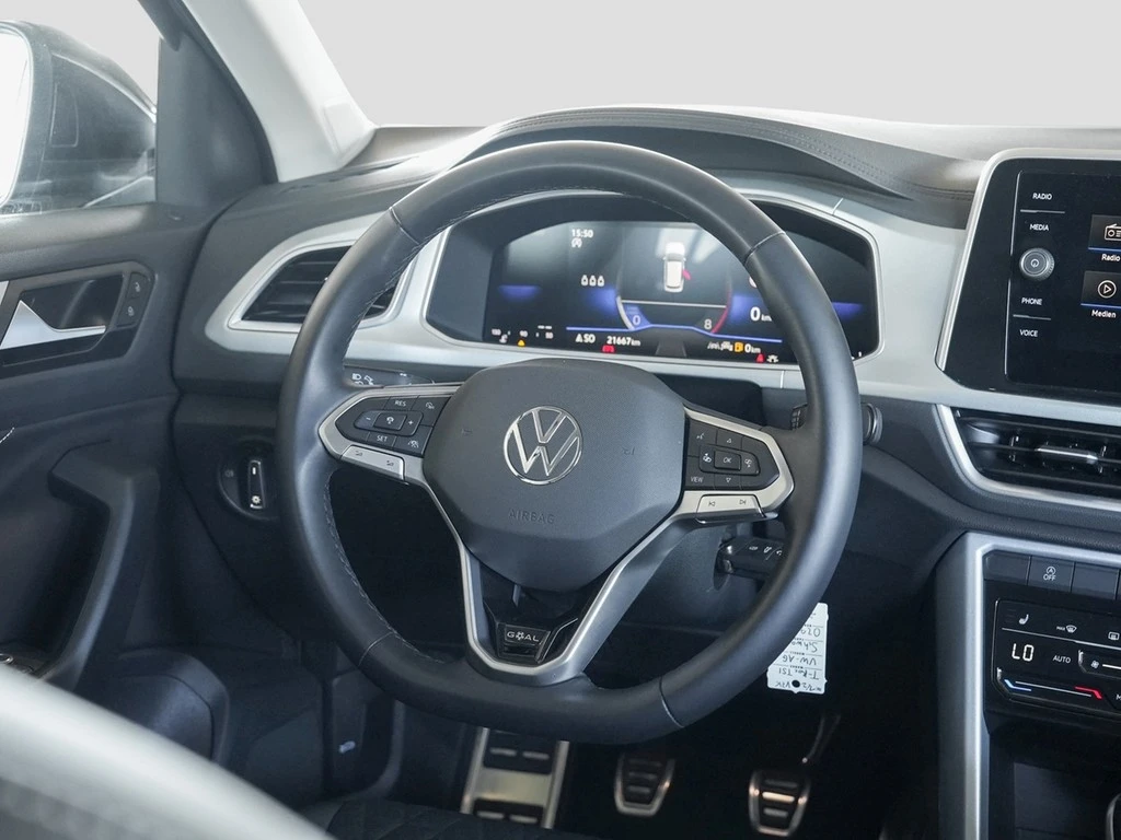 Volkswagen-T-Roc-image-13
