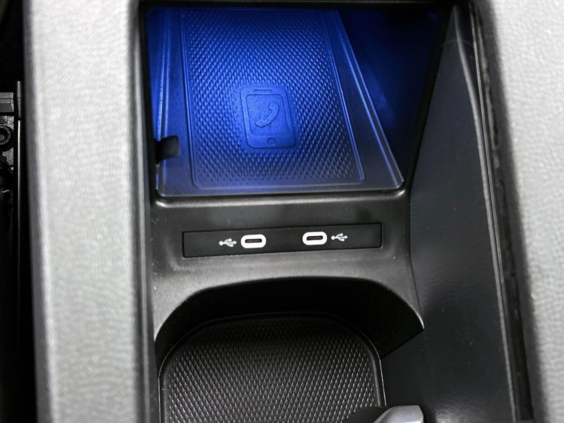 Volkswagen-ID.4-image-35