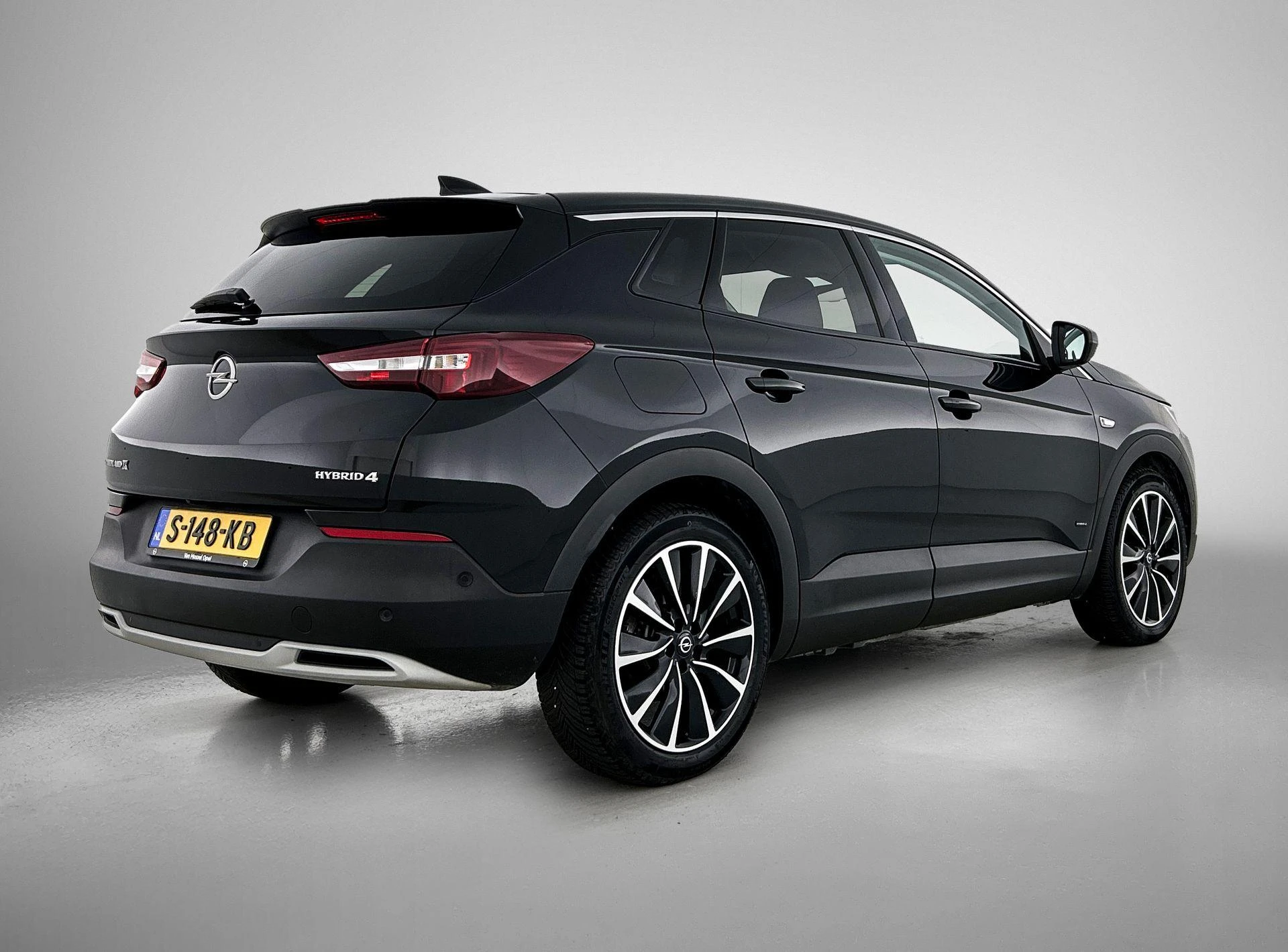 Opel-Grandland X-image-3
