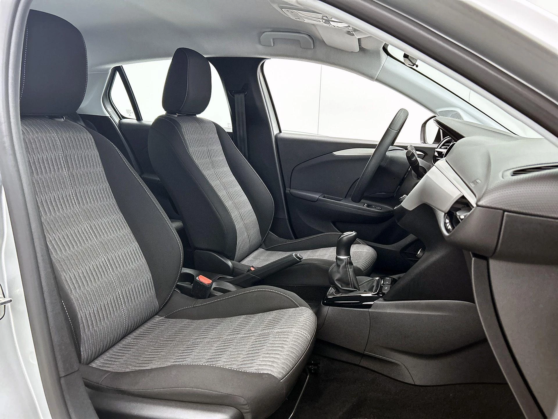 Opel-Corsa-image-20