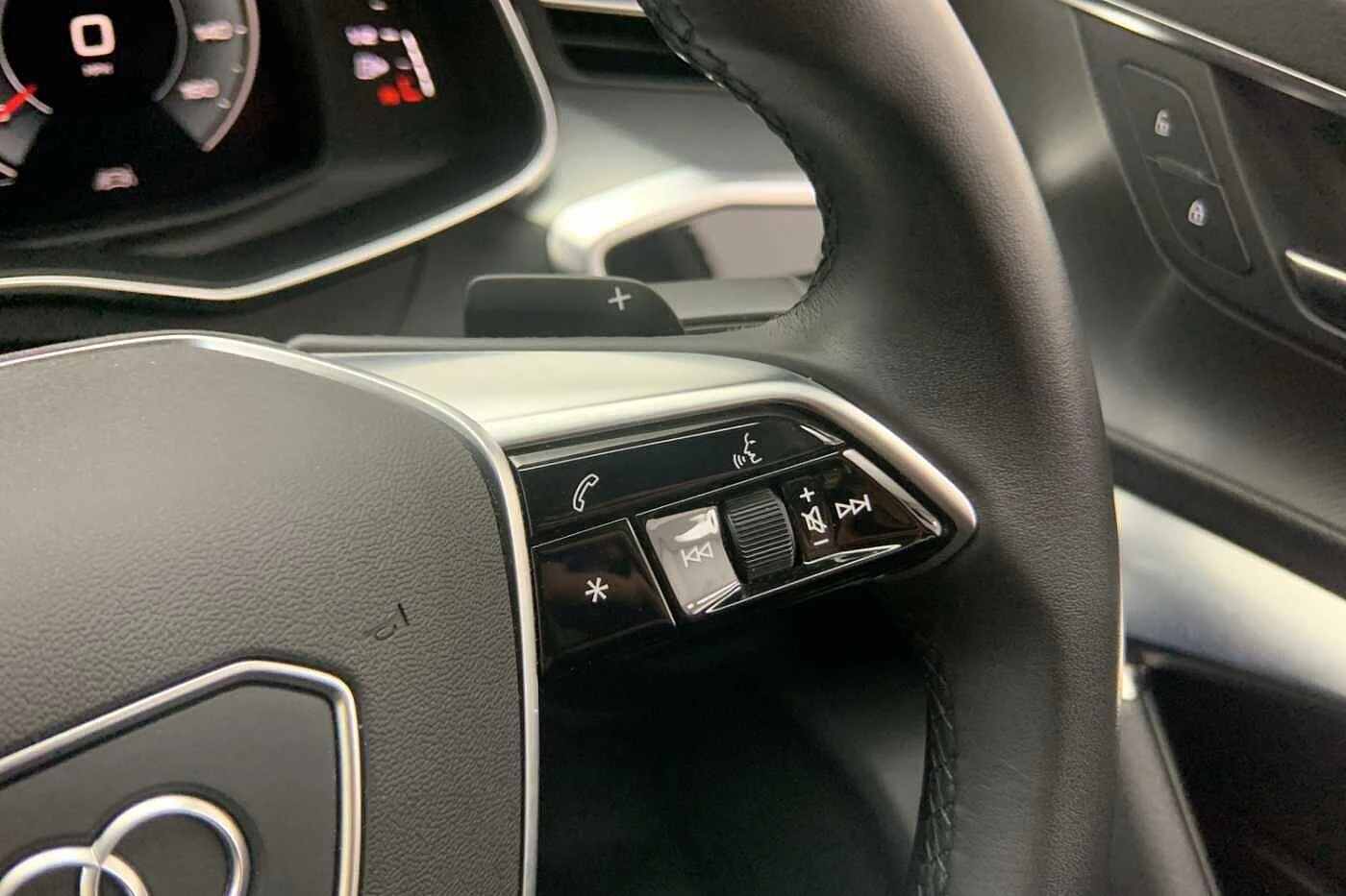 Audi-A6-image-23