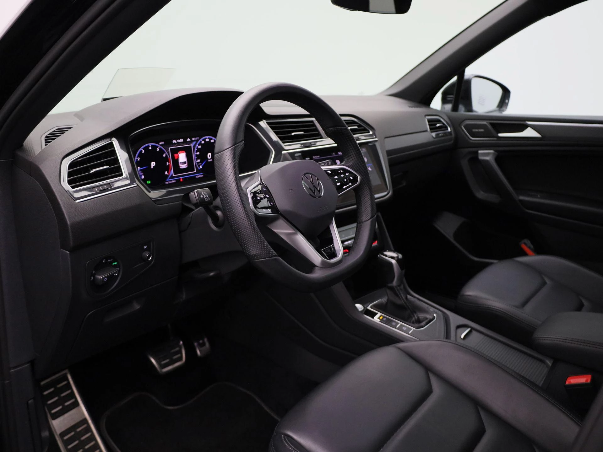 Volkswagen-Tiguan Allspace-image-33