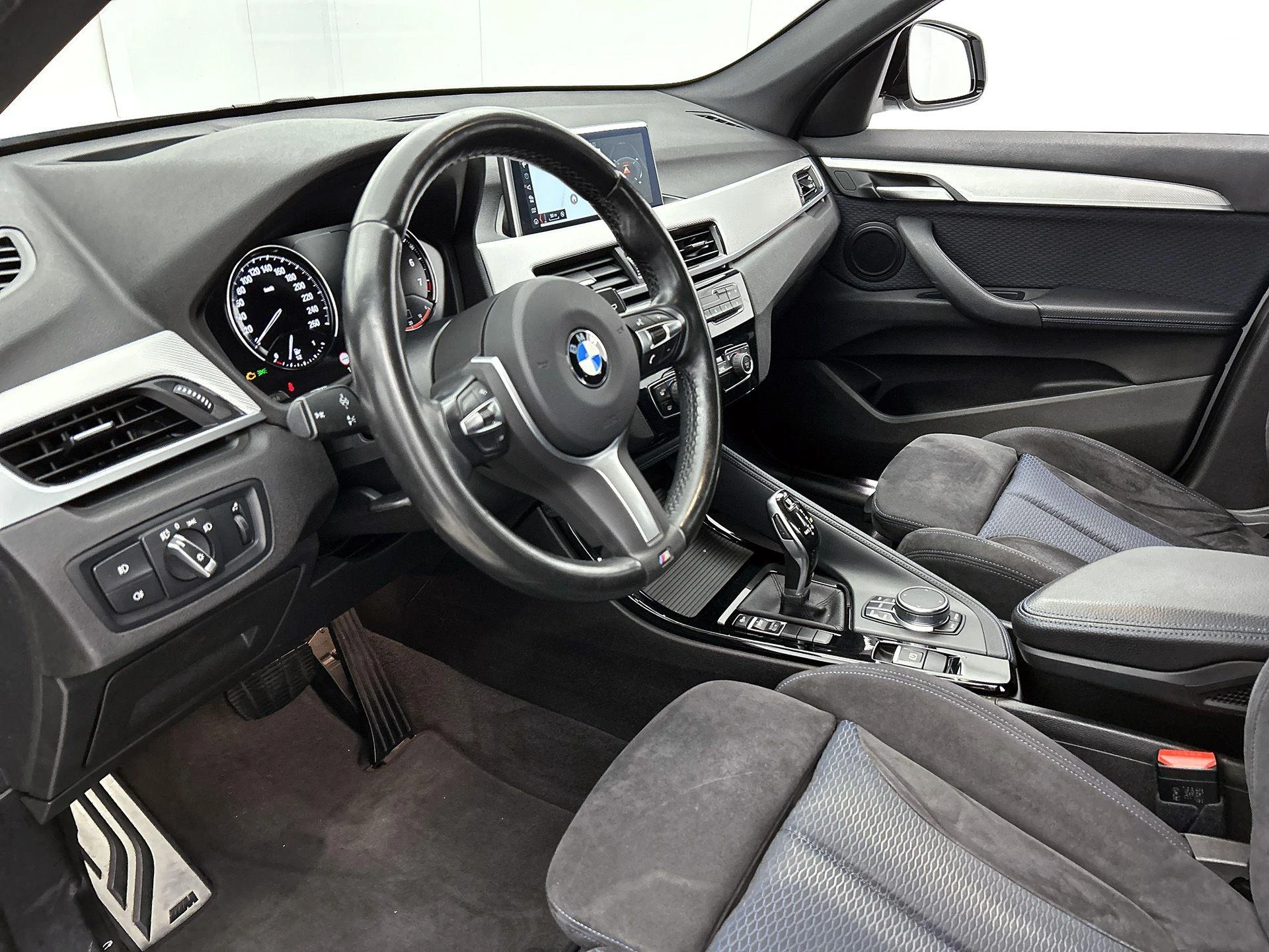BMW-X1-image-18