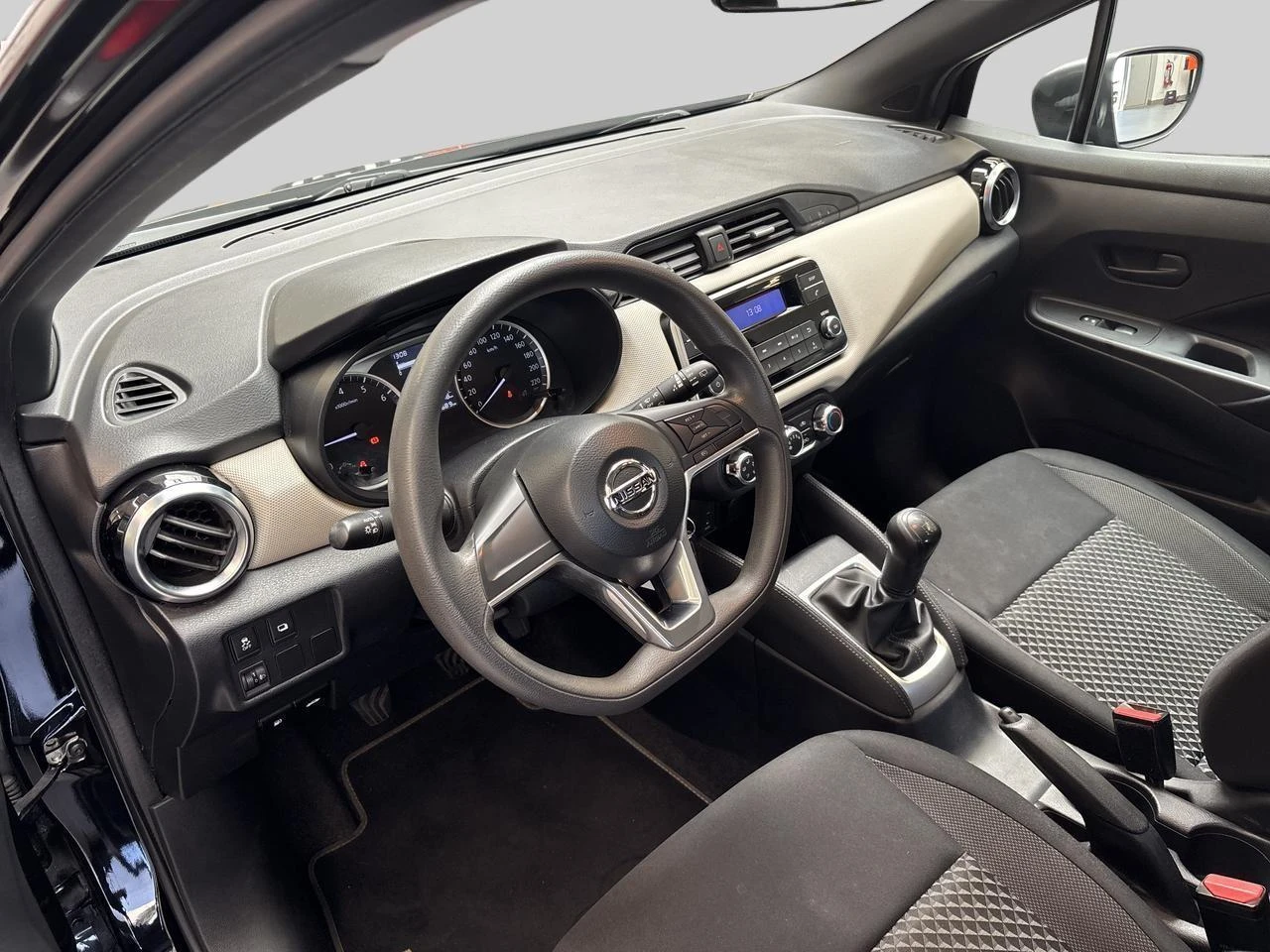 Nissan-Micra-image-8