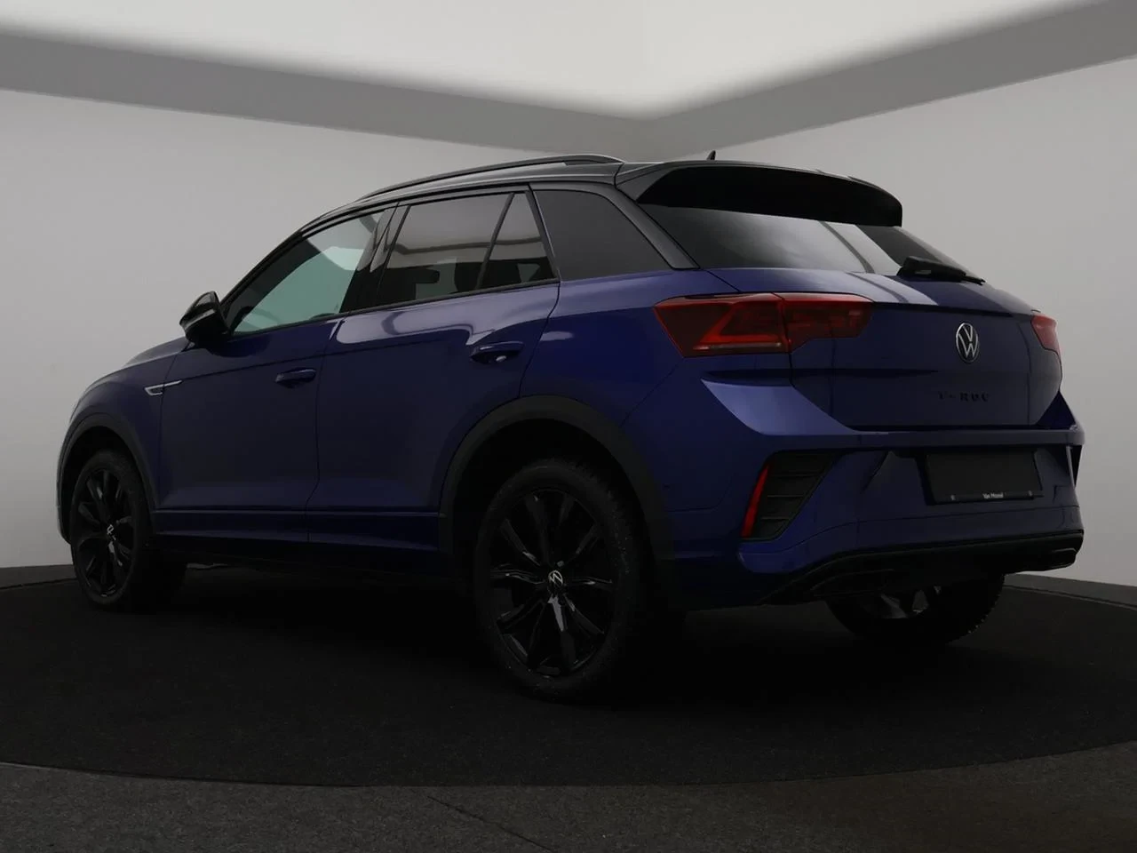 Volkswagen-T-Roc-image-8