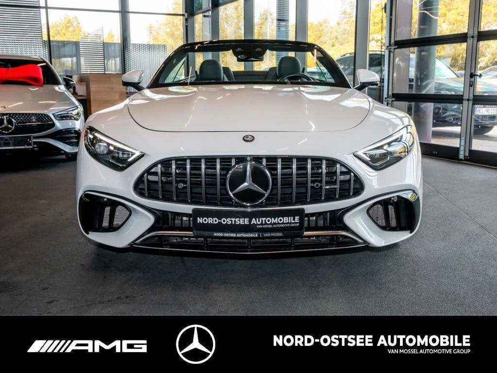 Mercedes-Benz-SL-image-1