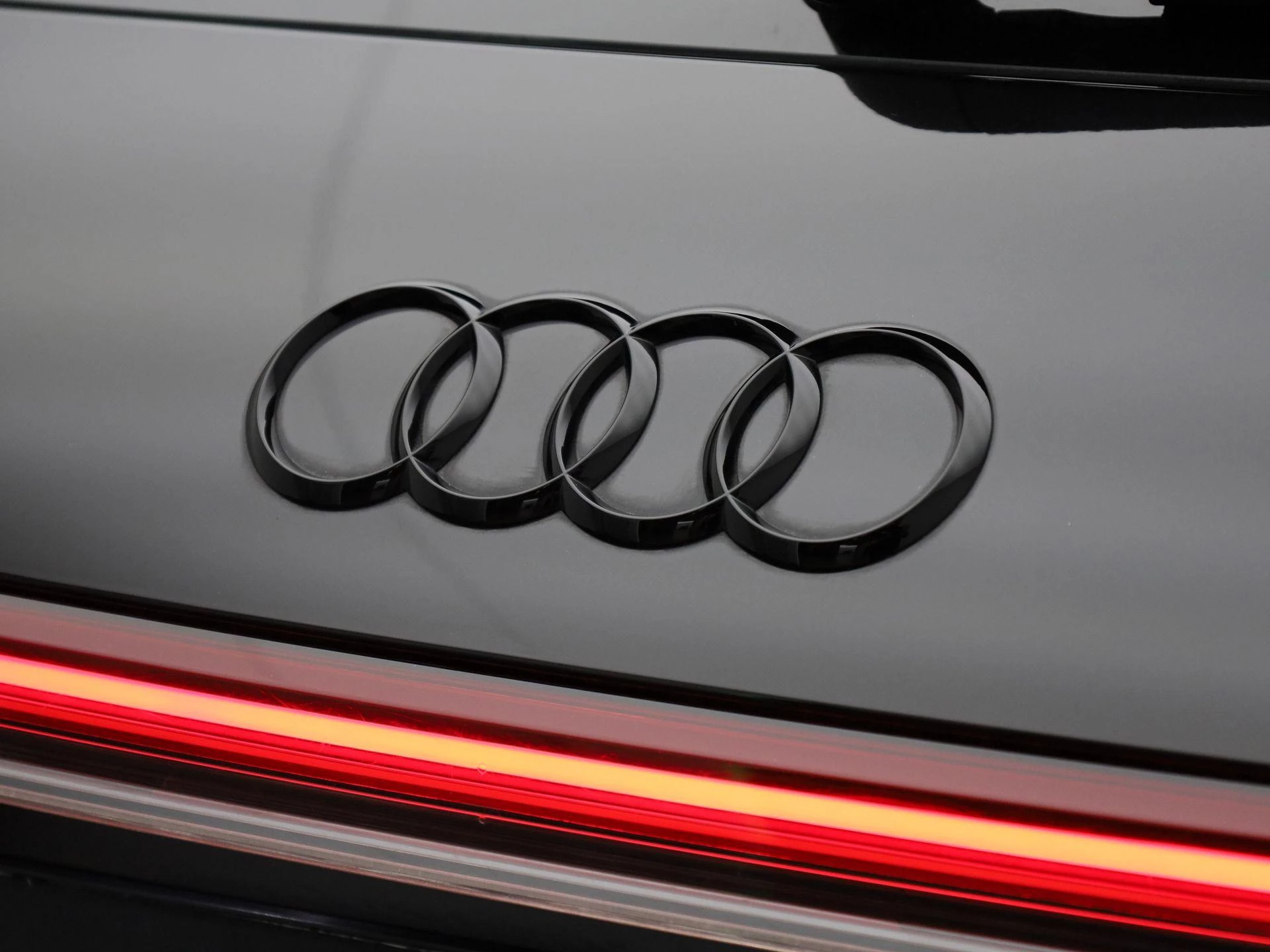 Audi-Q4 e-tron-image-44