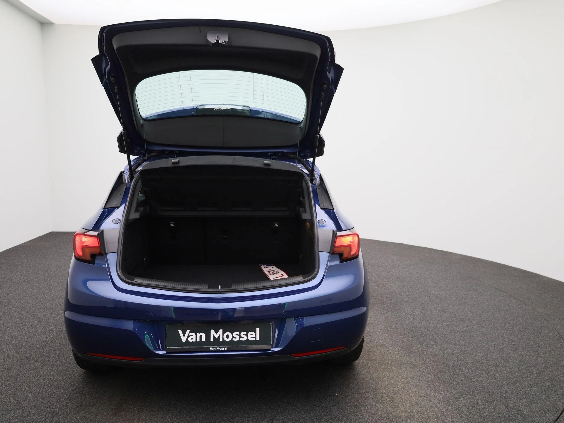 Opel-Astra-image-10