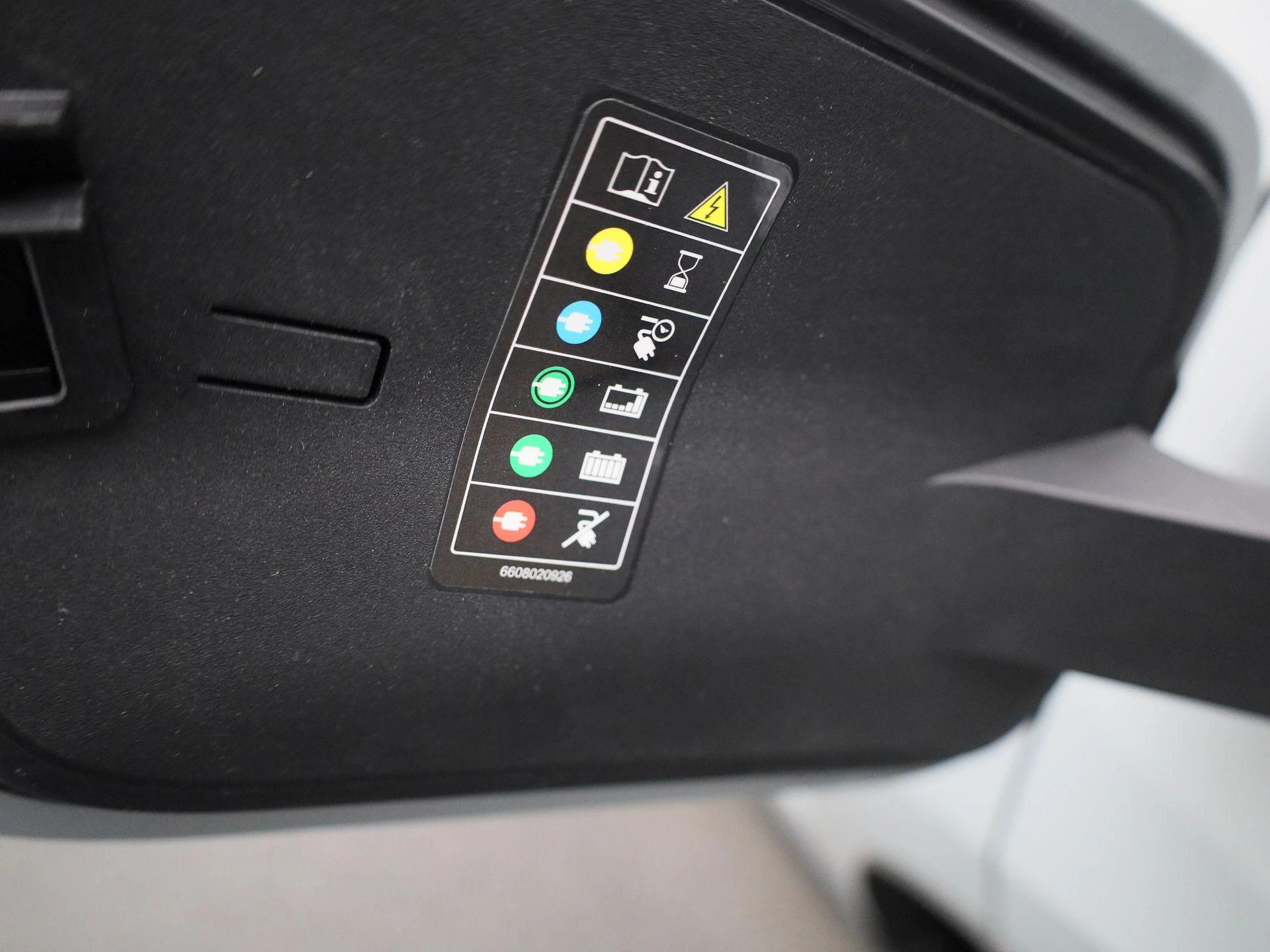 Volvo-EX30-image-15